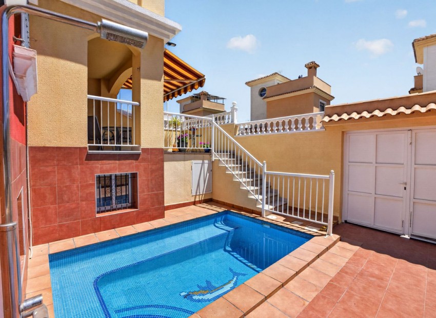Resale - Townhouse - Torrevieja - Aguas Nuevas