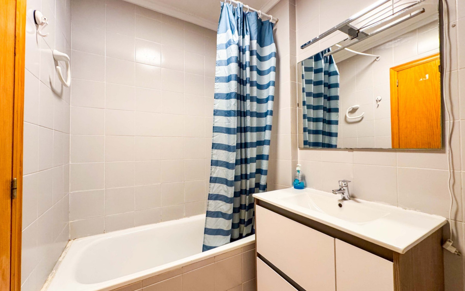 Resale - Townhouse - Torrevieja - Playa De La Mata