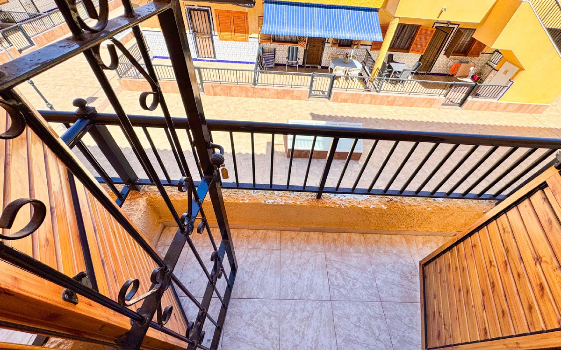 Resale - Townhouse - Torrevieja - Playa De La Mata