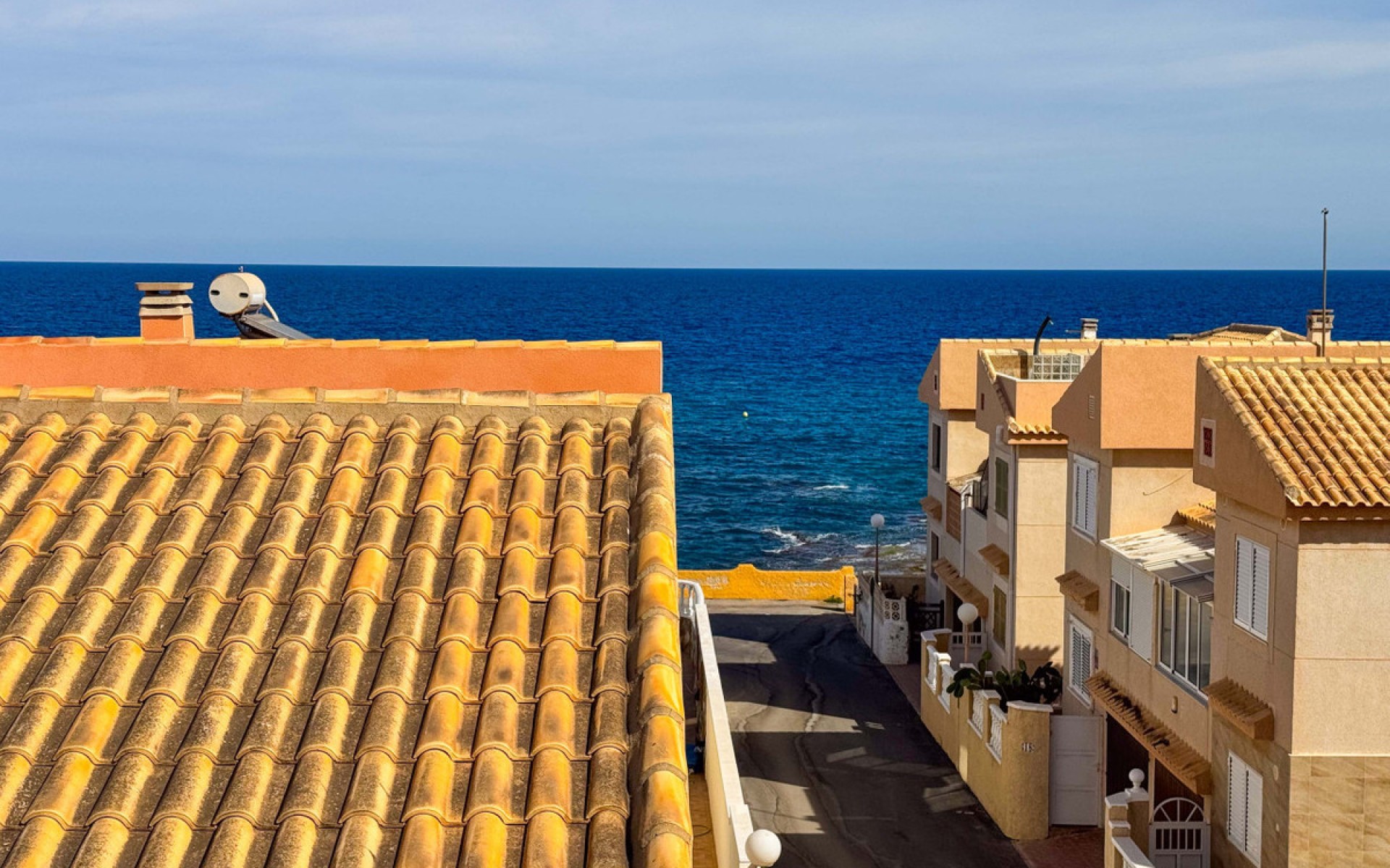 Resale - Townhouse - Torrevieja - Playa De La Mata