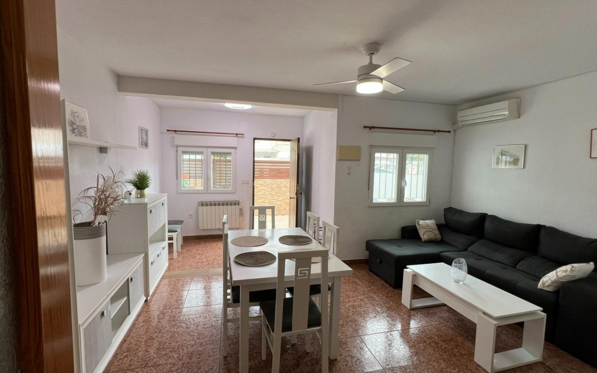 Resale - Townhouse - Torrevieja - Torrevieja Centro