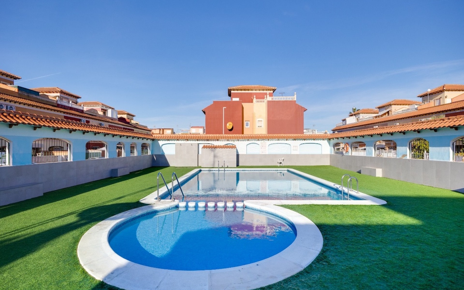 Resale - Townhouse - Torrevieja - Torrevieja Centro