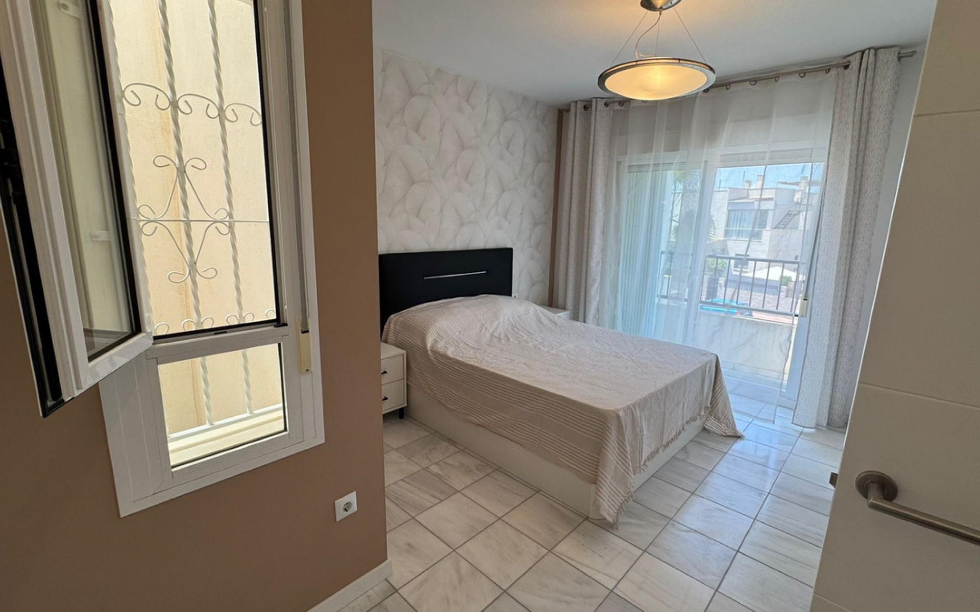 Resale - Townhouse - Torrevieja - Torrevieja Centro