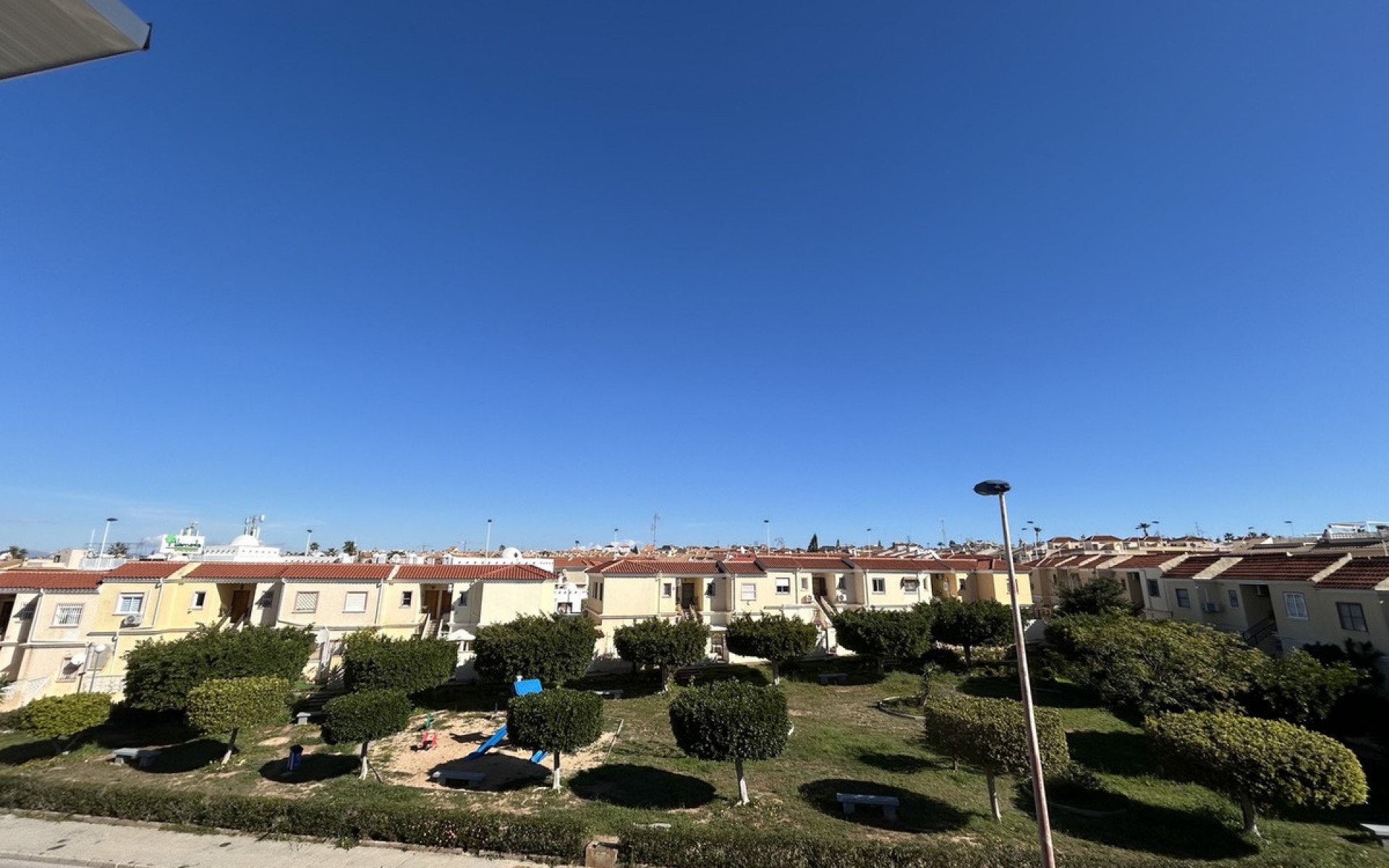Resale - Townhouse - Torrevieja - Torrevieja Centro