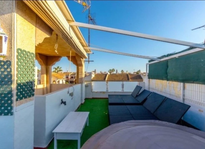 Resale - Townhouse - Torrevieja - Torrevieja Centro