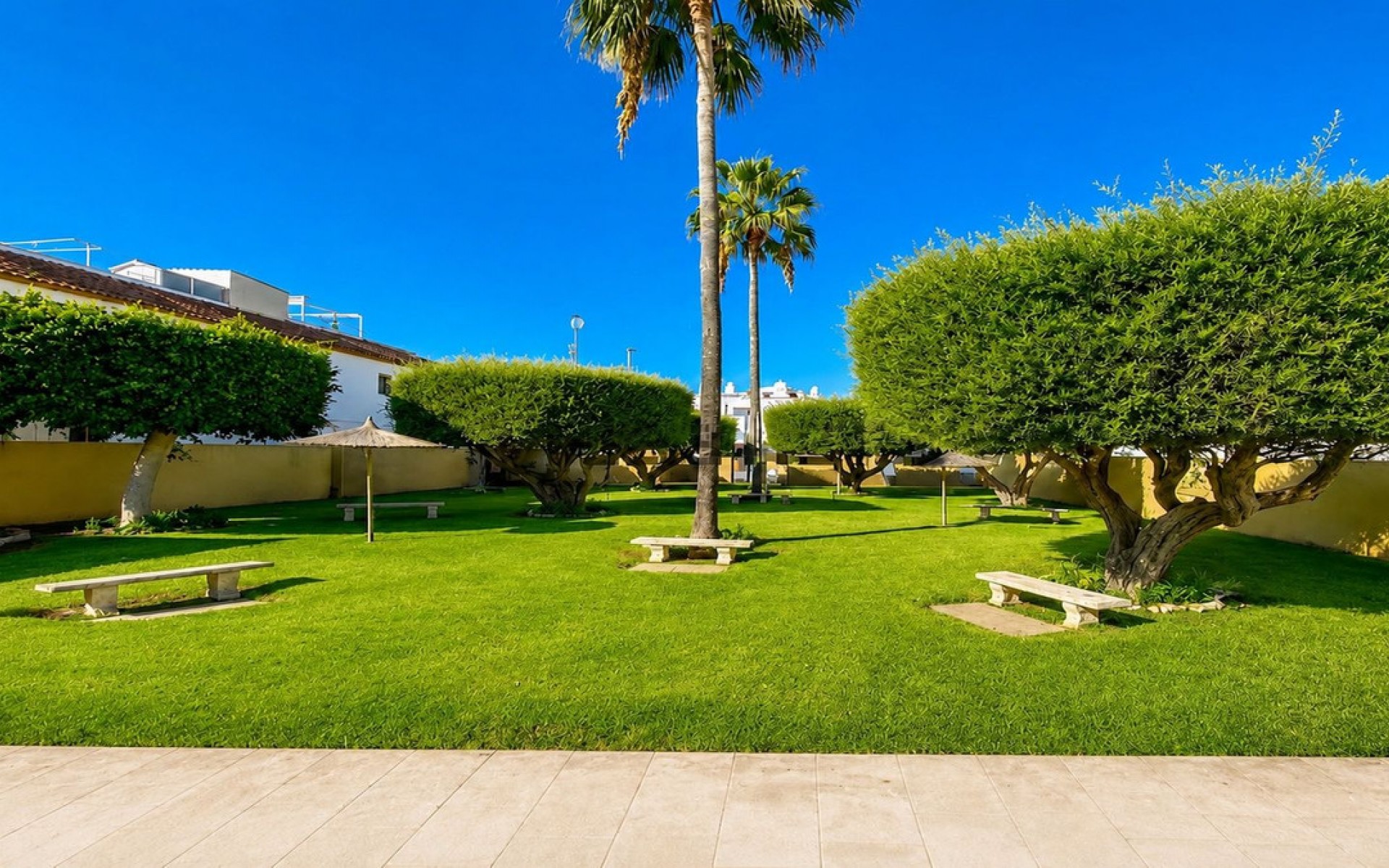 Resale - Townhouse - Torrevieja - Torrevieja Centro