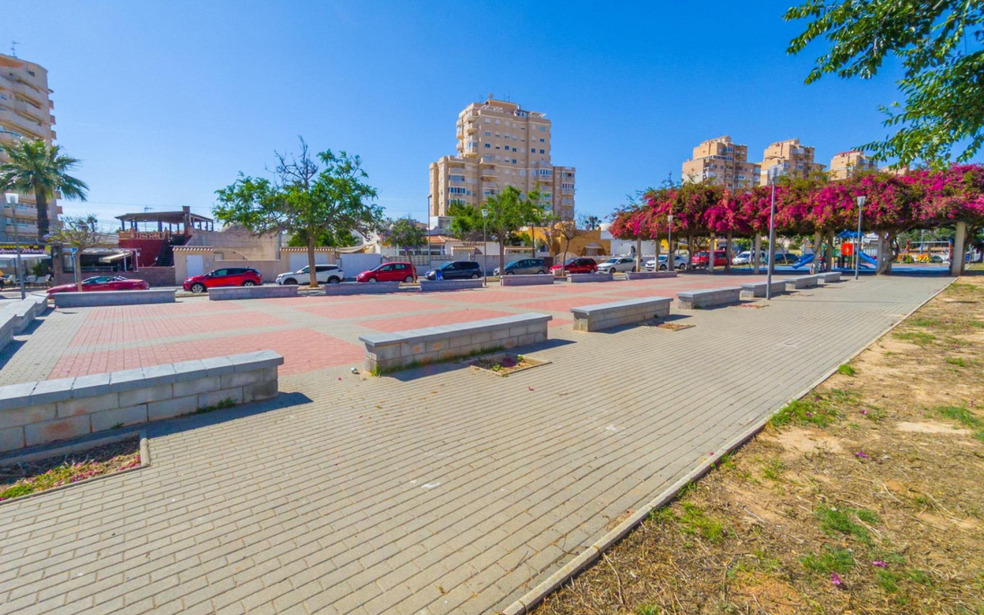 Resale - Townhouse - Torrevieja - Torrevieja Centro