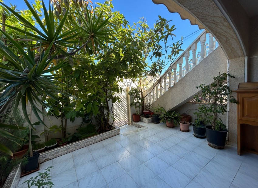 Resale - Townhouse - Torrevieja - Torrevieja Centro
