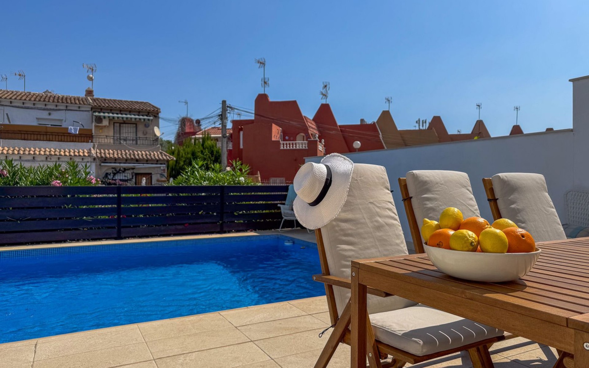 Resale - Townhouse - Torrevieja - Torrevieja Centro