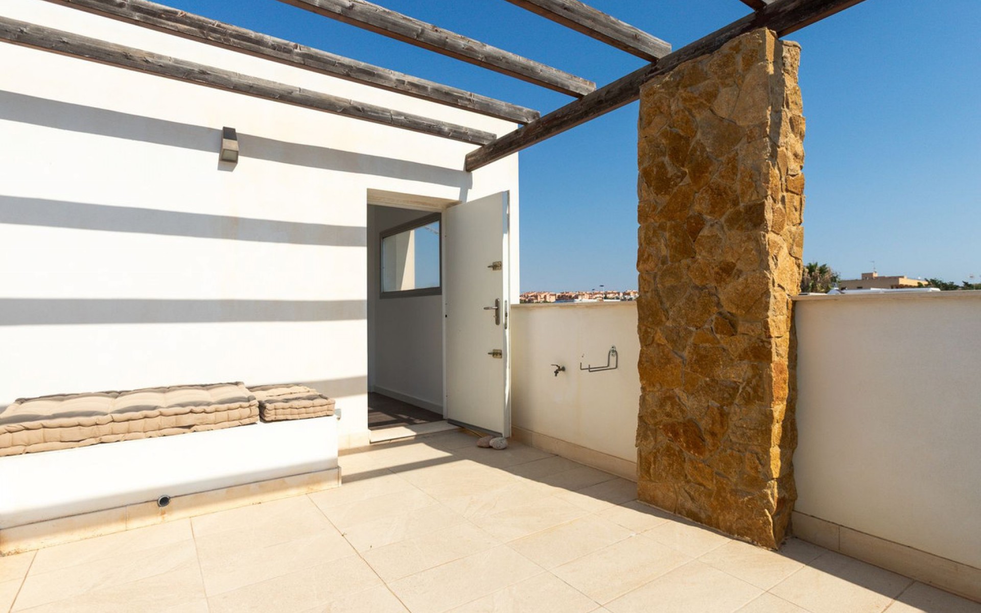 Resale - Townhouse - Torrevieja - Torrevieja Centro