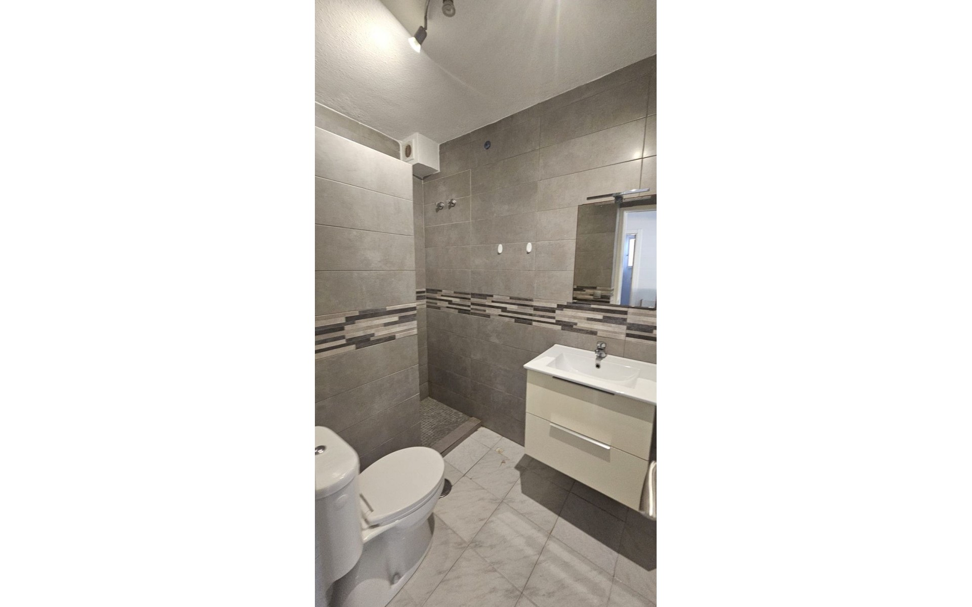 Resale - Townhouse - Torrevieja - Torrevieja Centro