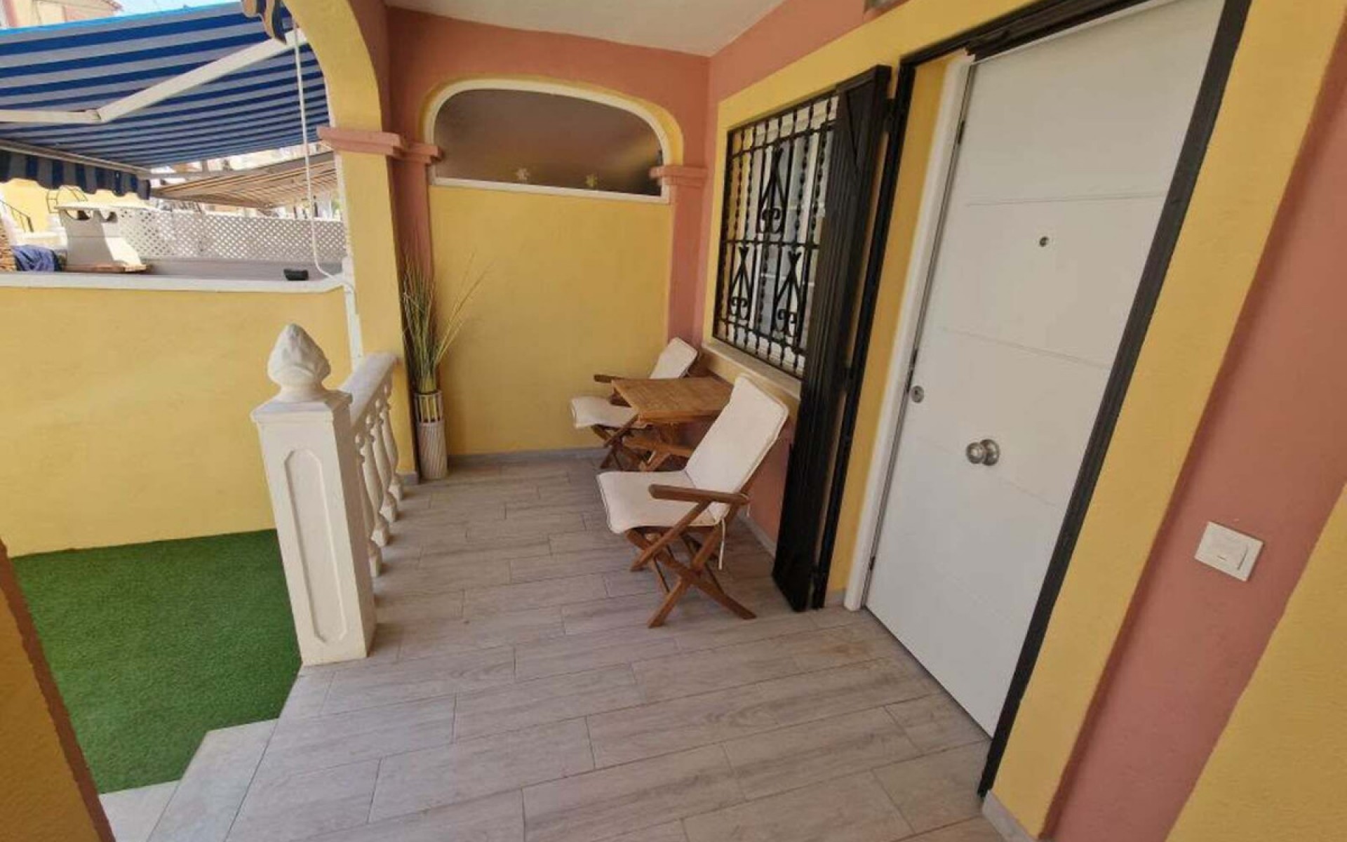 Resale - Townhouse - Torrevieja - Torrevieja Centro