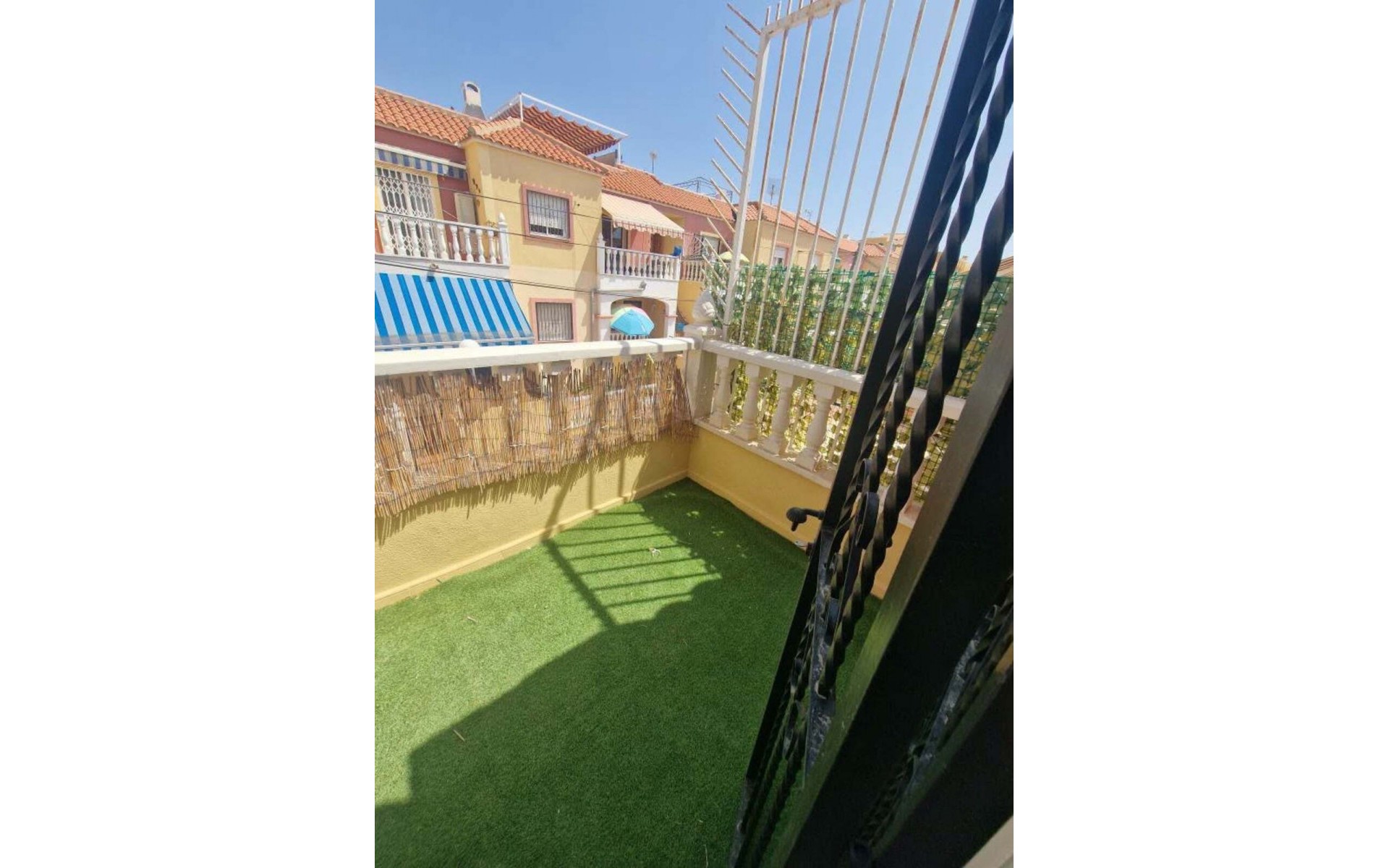 Resale - Townhouse - Torrevieja - Torrevieja Centro