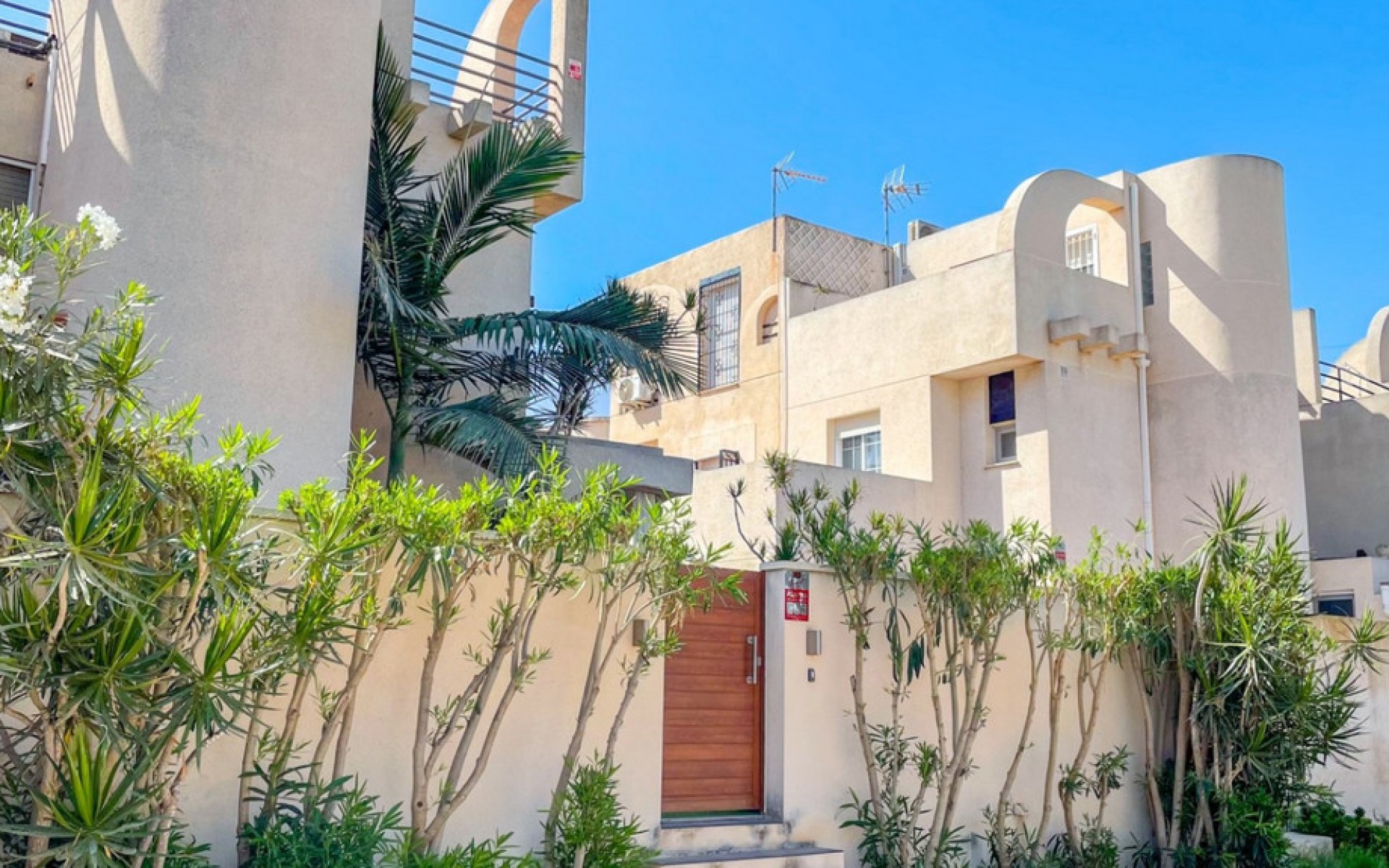 Resale - Townhouse - Torrevieja - Torrevieja Centro
