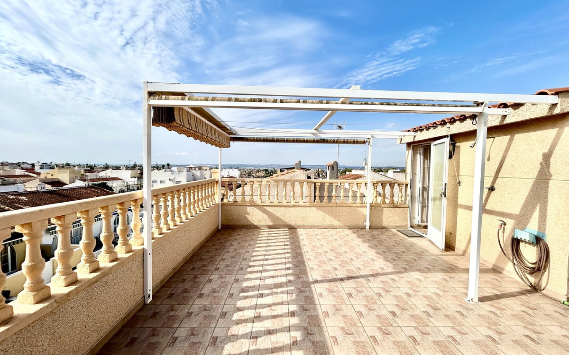 Resale - Townhouse - Torrevieja - Torrevieja Centro
