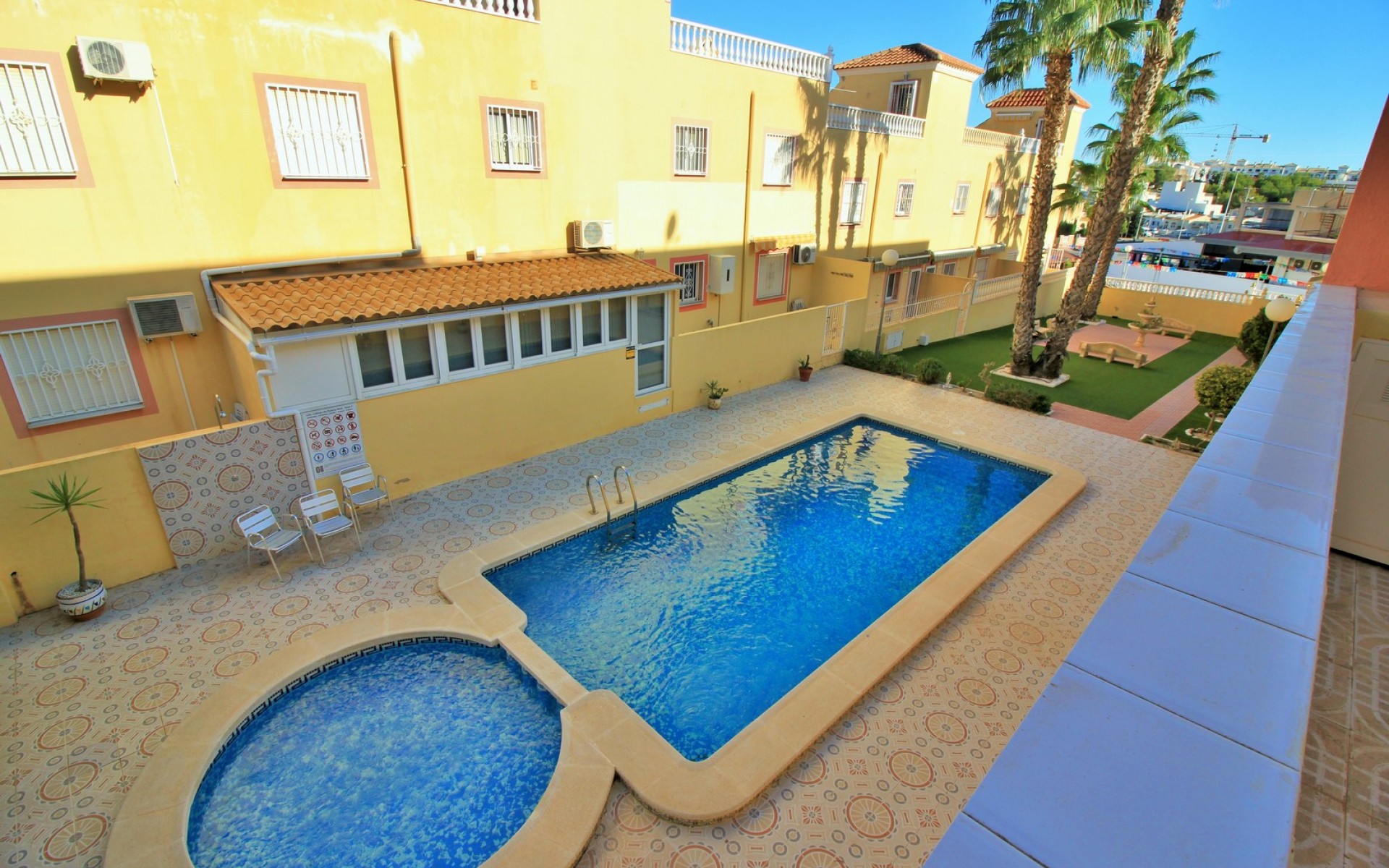 Resale - Townhouse - Villamartin - El Galan