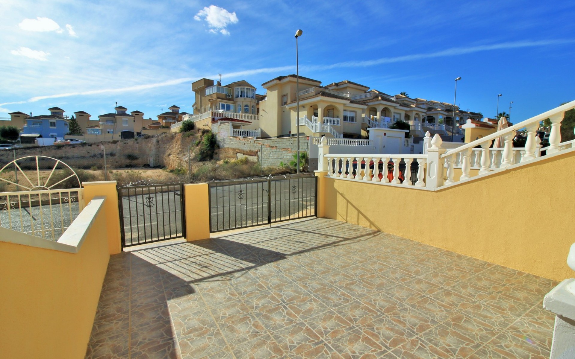 Resale - Townhouse - Villamartin - El Galan