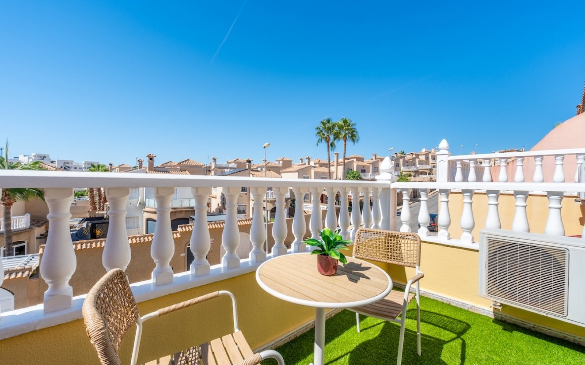 Resale - Townhouse - Villamartin - El Galan