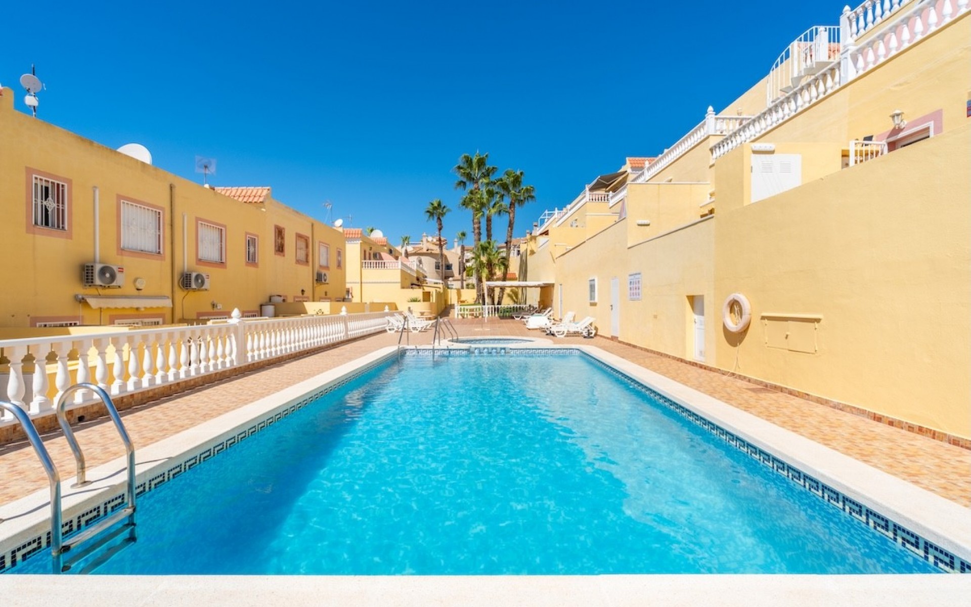 Resale - Townhouse - Villamartin - El Galan