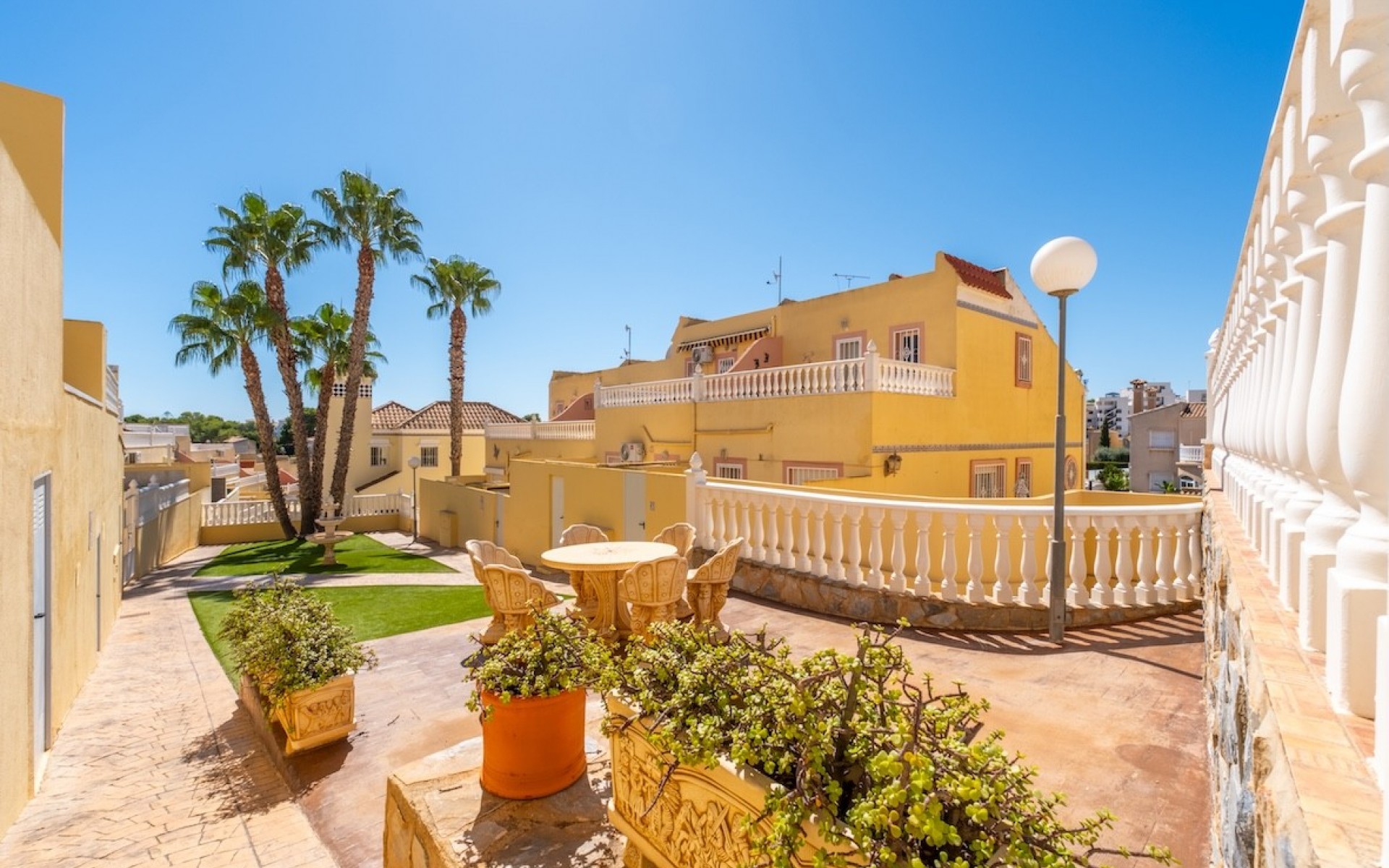 Resale - Townhouse - Villamartin - El Galan