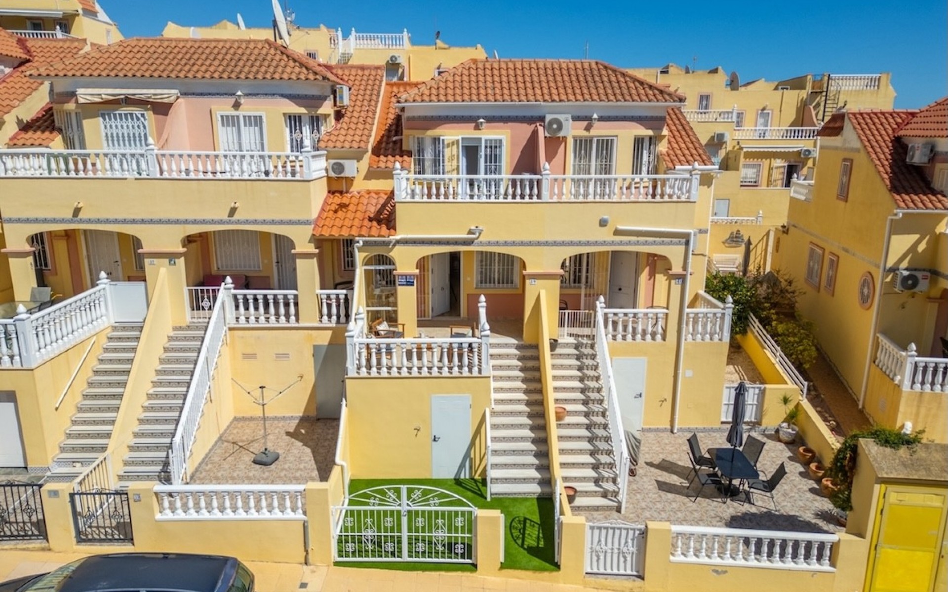 Resale - Townhouse - Villamartin - El Galan