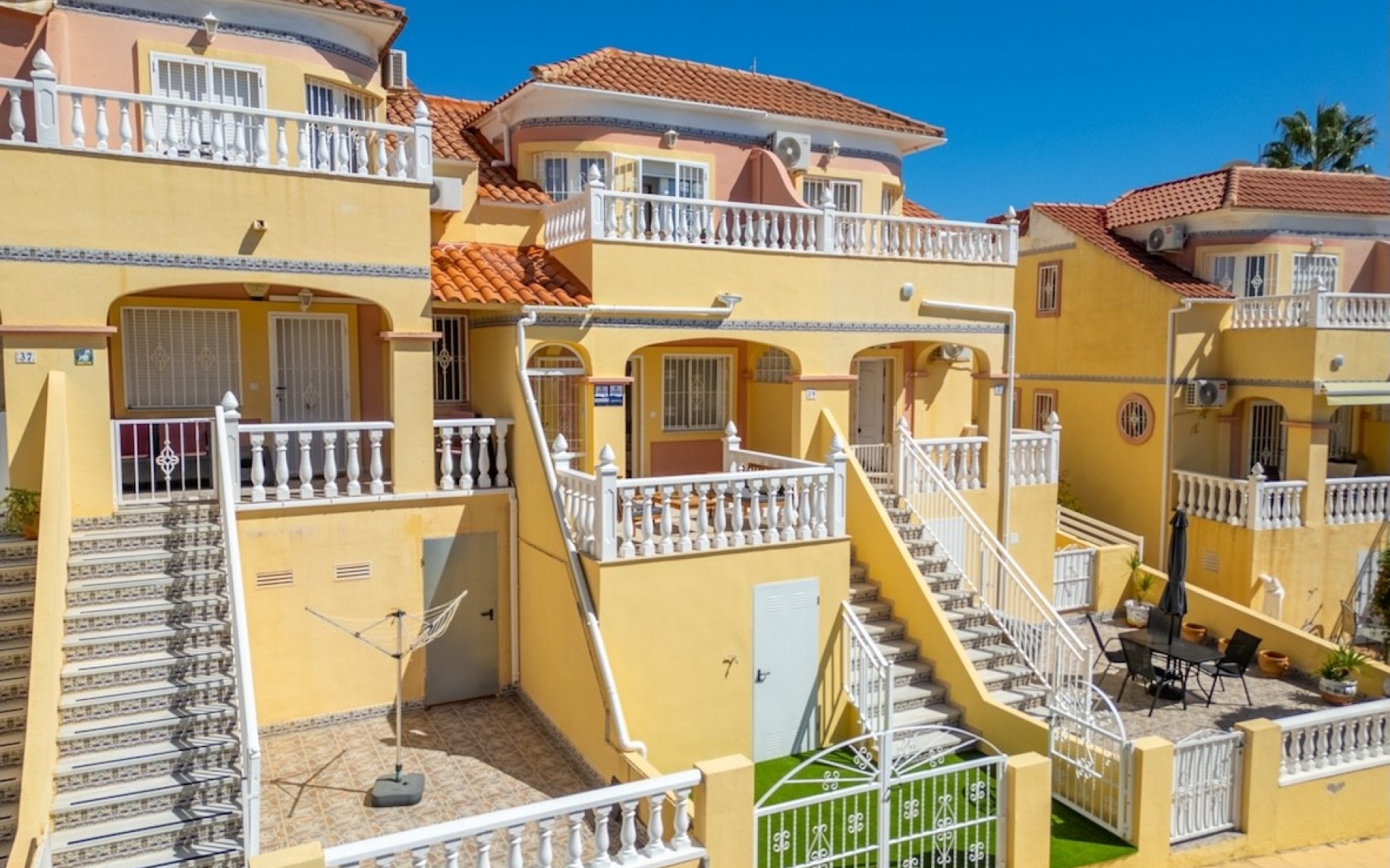 Resale - Townhouse - Villamartin - El Galan