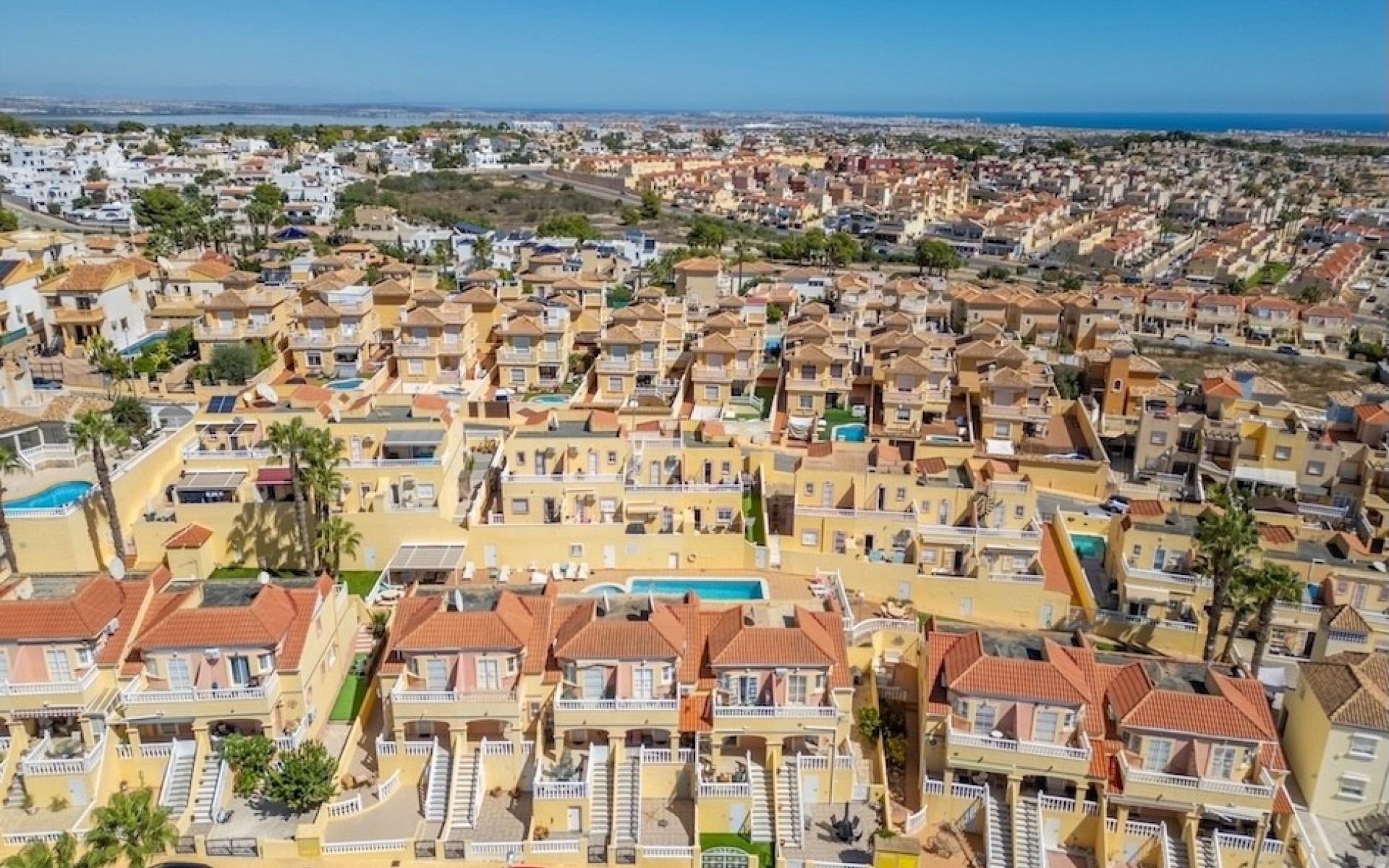 Resale - Townhouse - Villamartin - El Galan