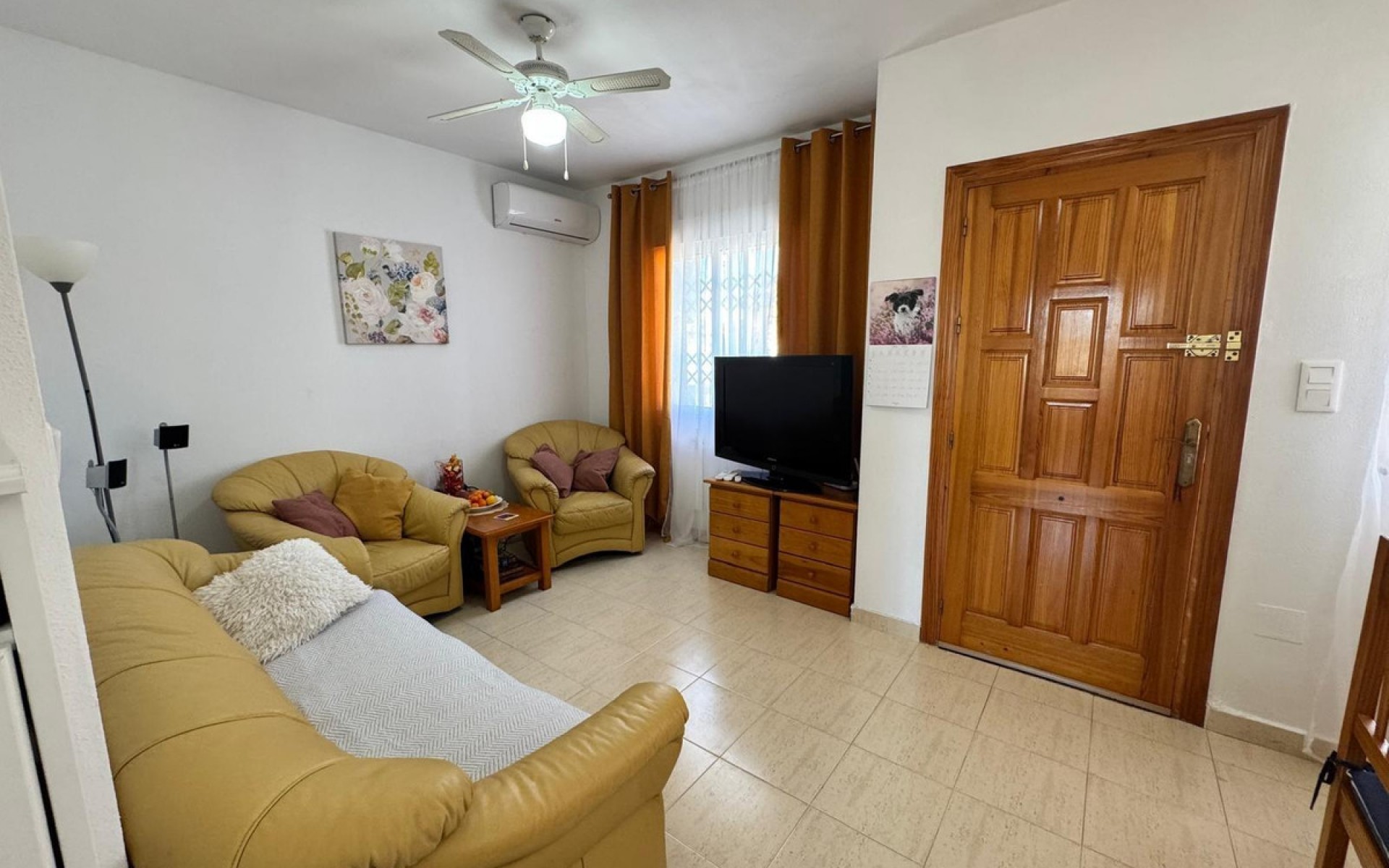 Resale - Townhouse - Villamartin - Las Filipinas