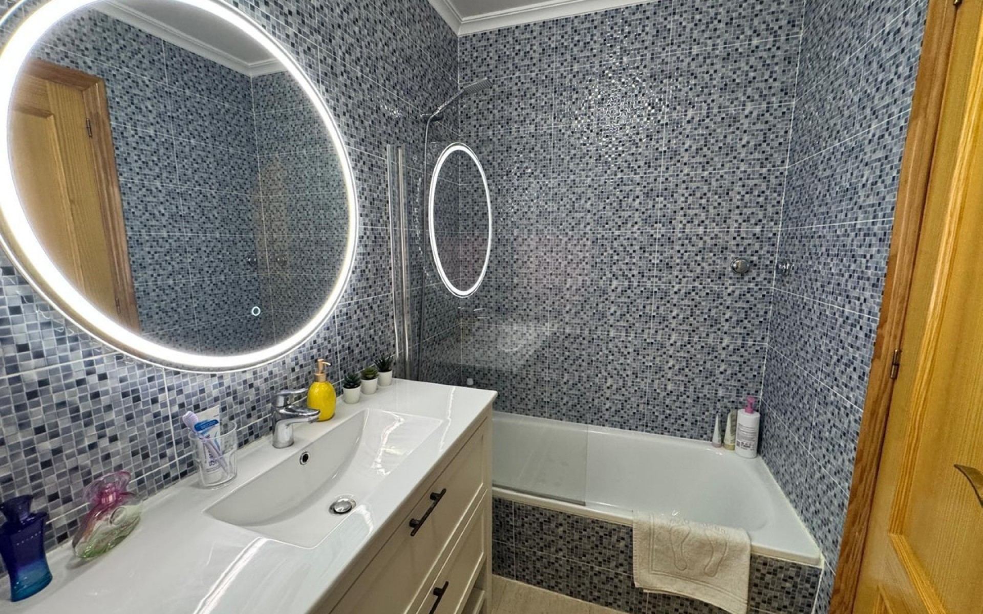 Resale - Townhouse - Villamartin - Las Filipinas