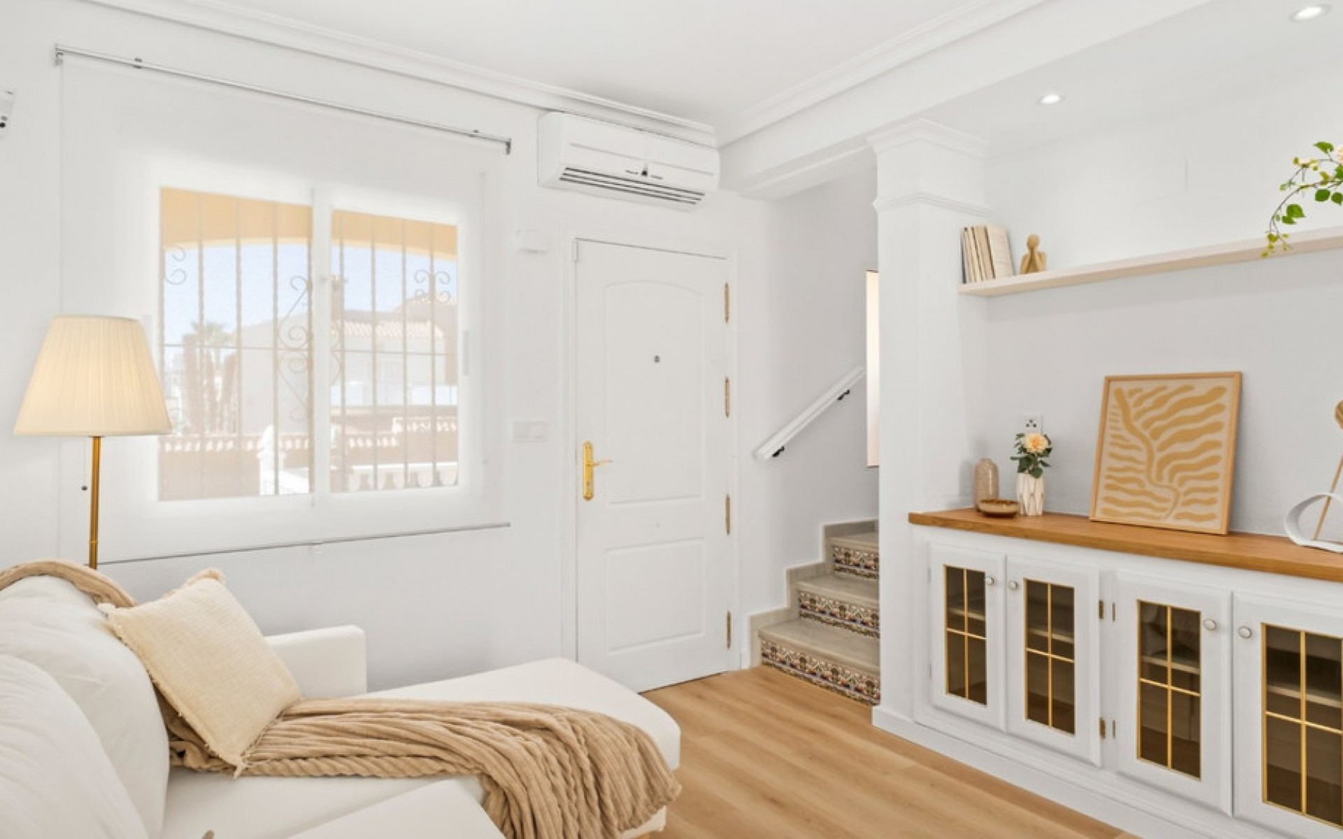 Resale - Townhouse - Villamartin - Las Filipinas