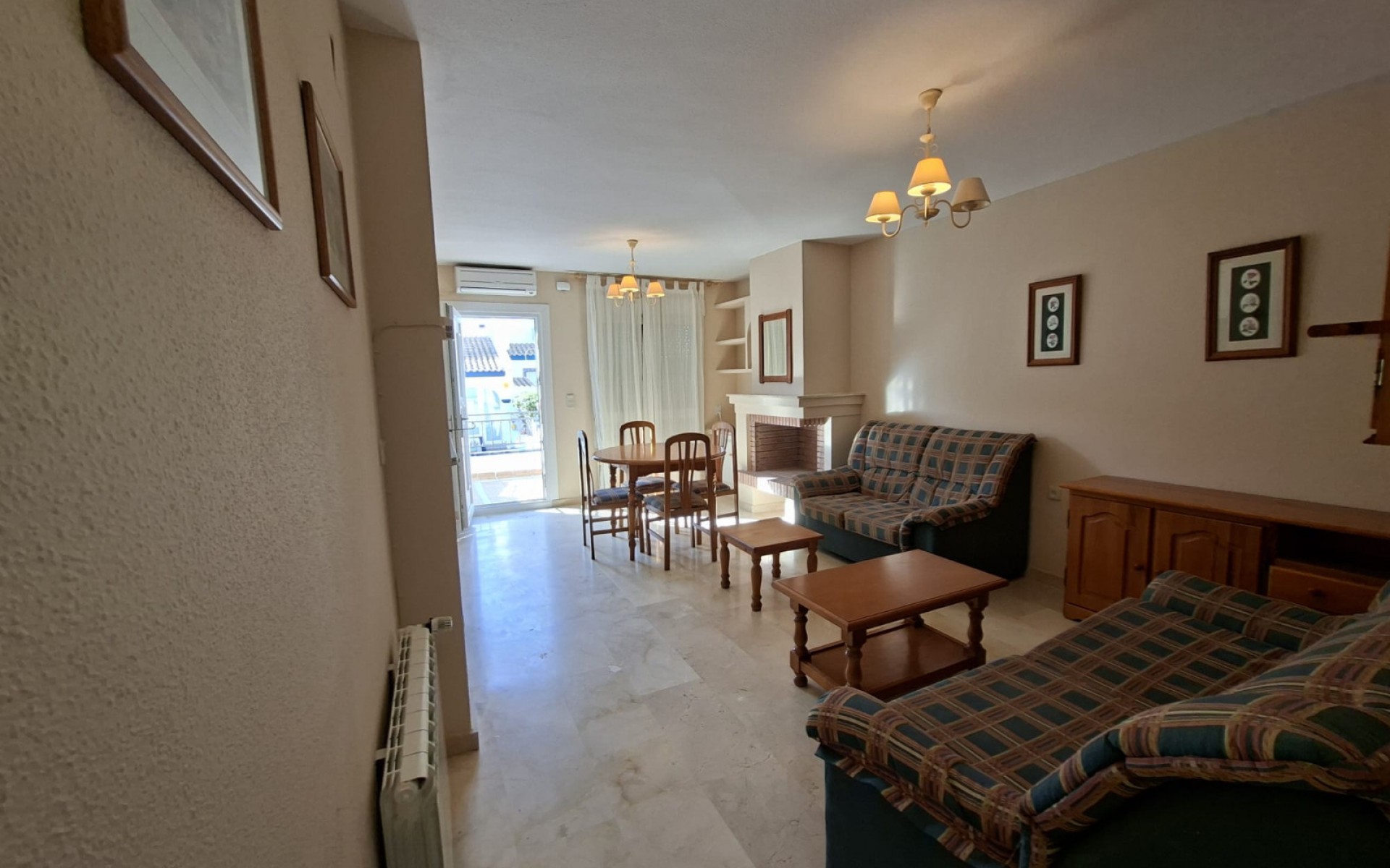 Resale - Townhouse - Villamartin - Rioja