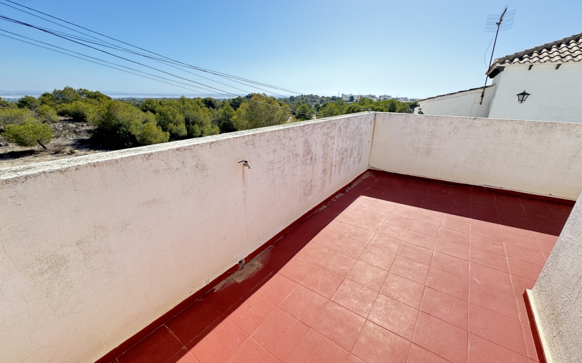 Resale - Townhouse - Villamartin