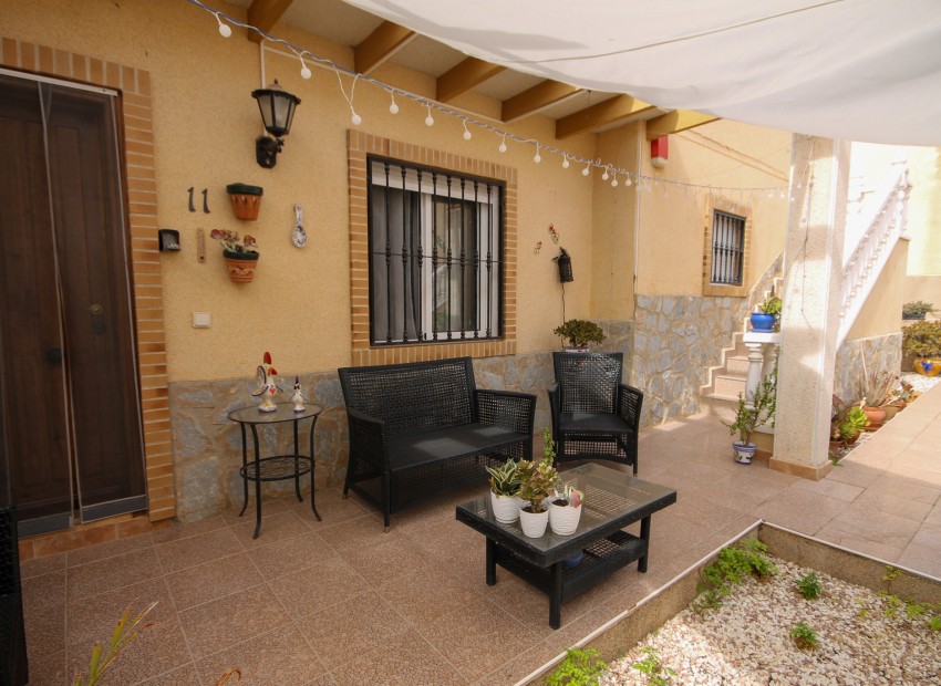 Resale - Townhouse - Villamartin