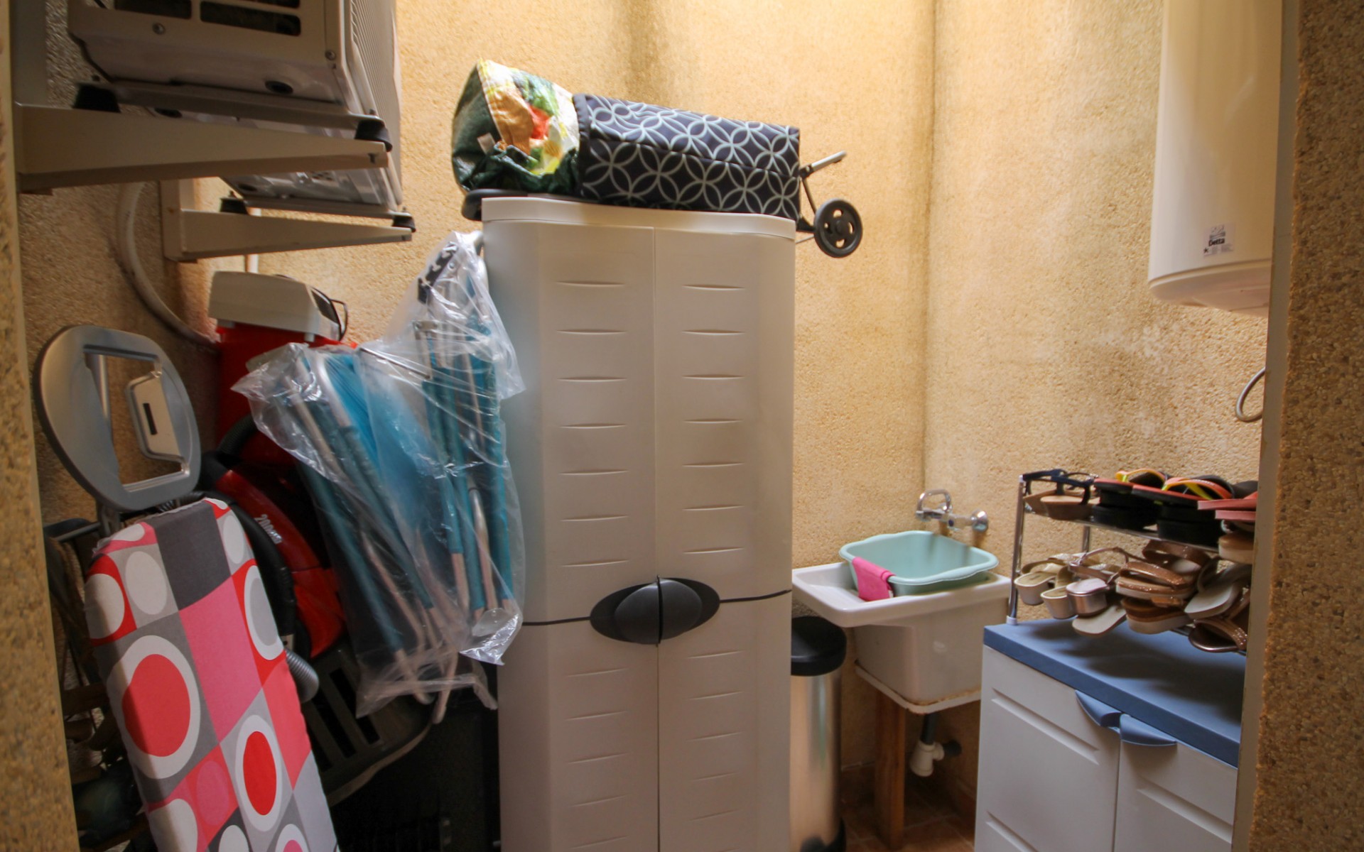 Resale - Townhouse - Villamartin