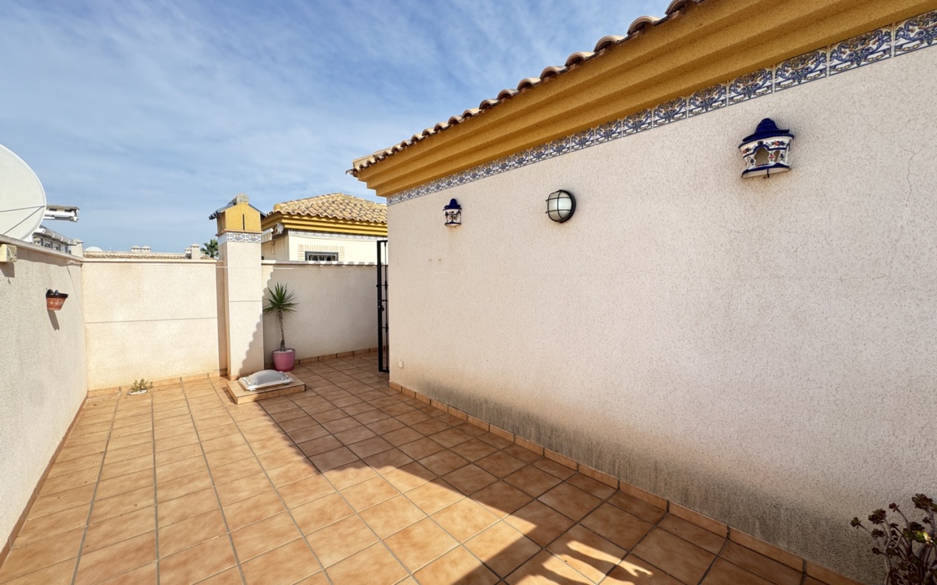 Resale - Townhouse - Villamartin