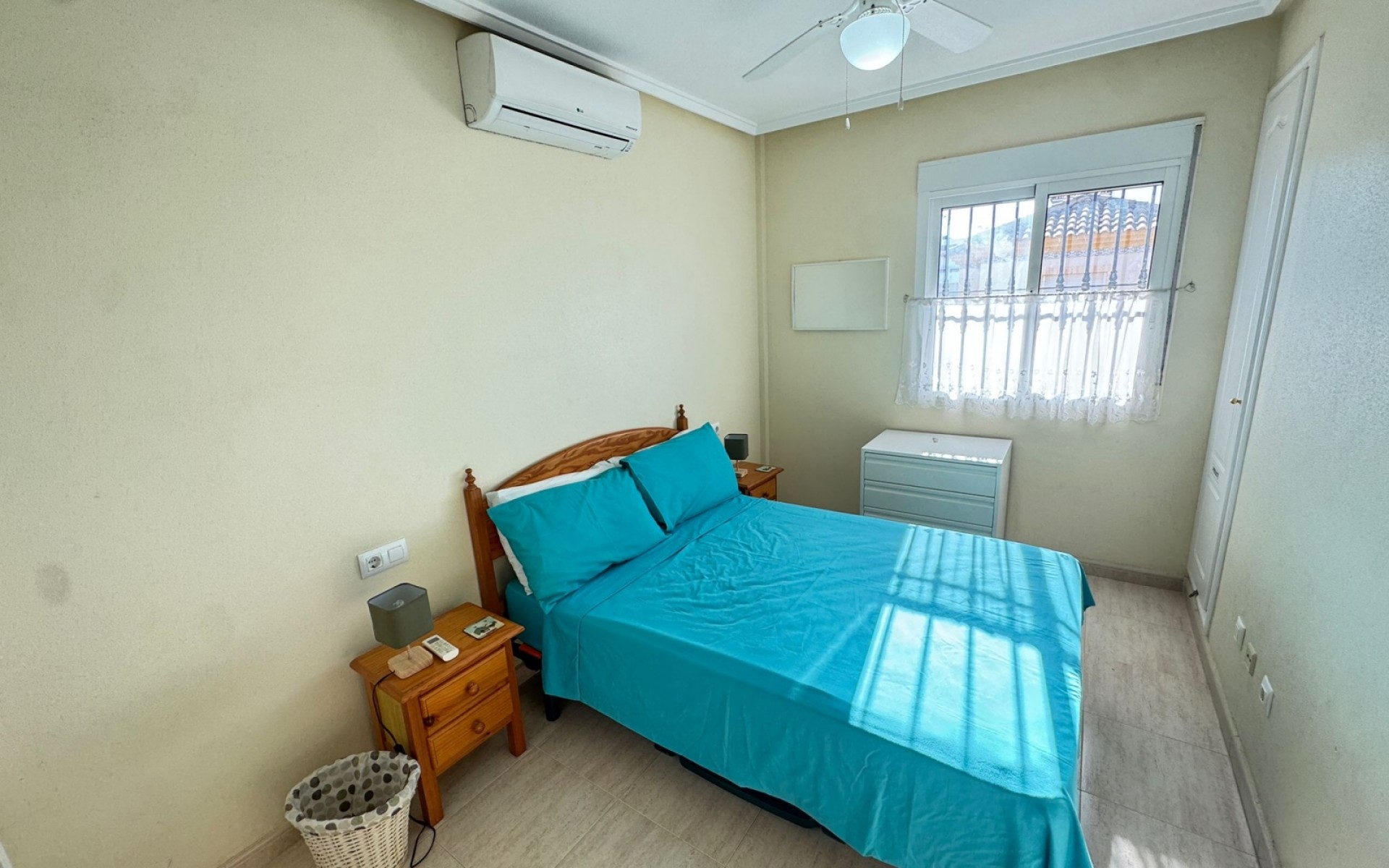 Resale - Townhouse - Villamartin