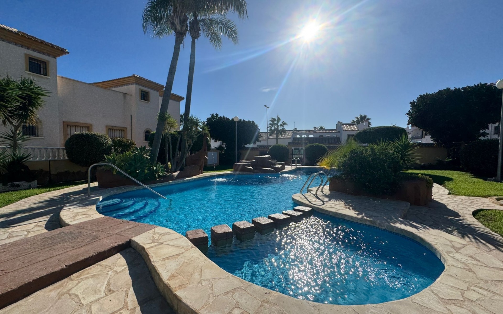 Resale - Townhouse - Villamartin