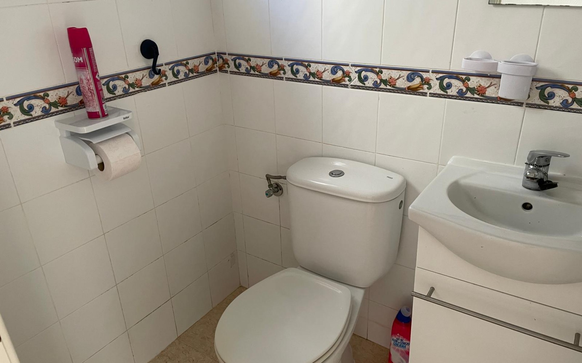 Resale - Townhouse - Villamartin