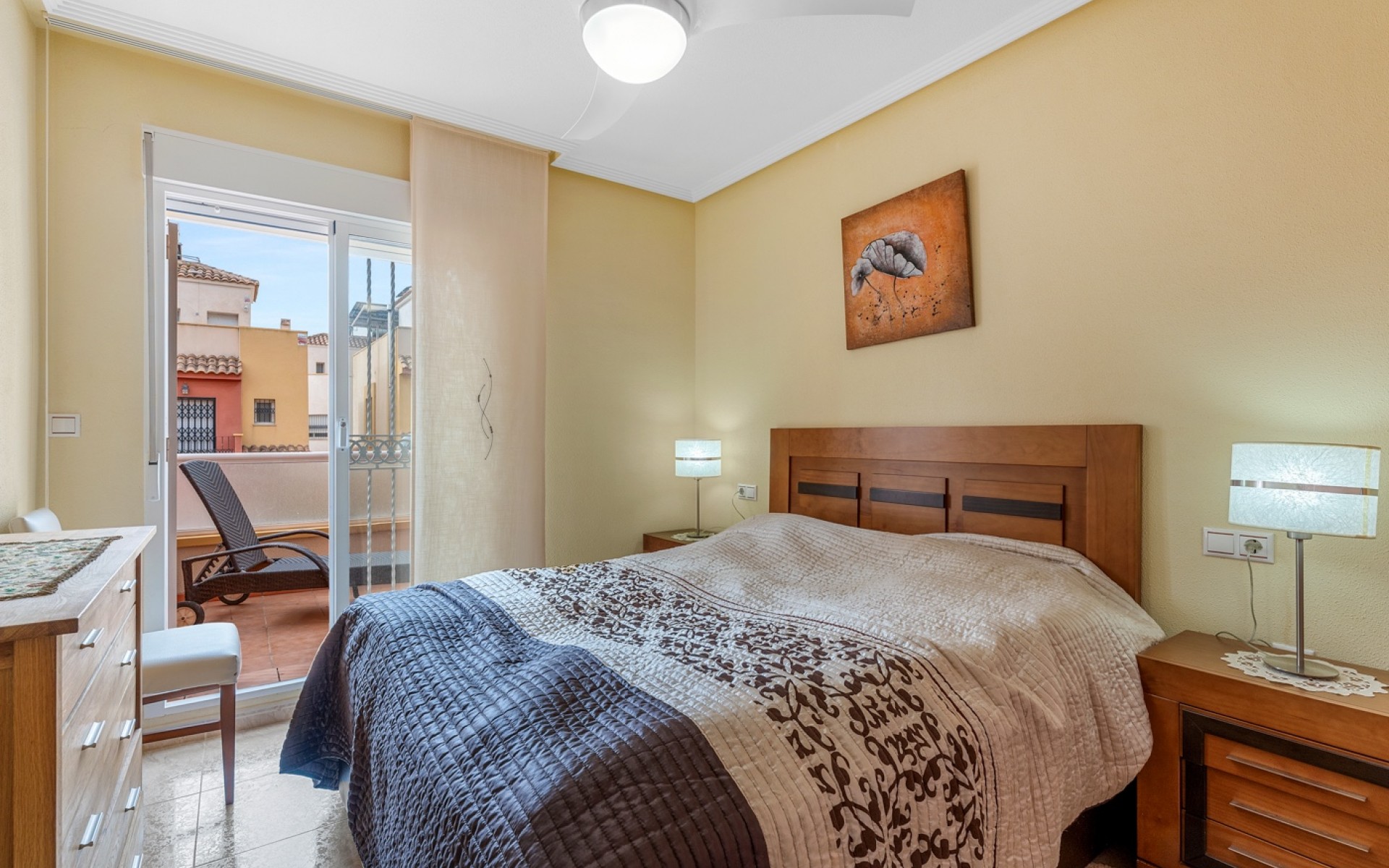 Resale - Townhouse - Villamartin