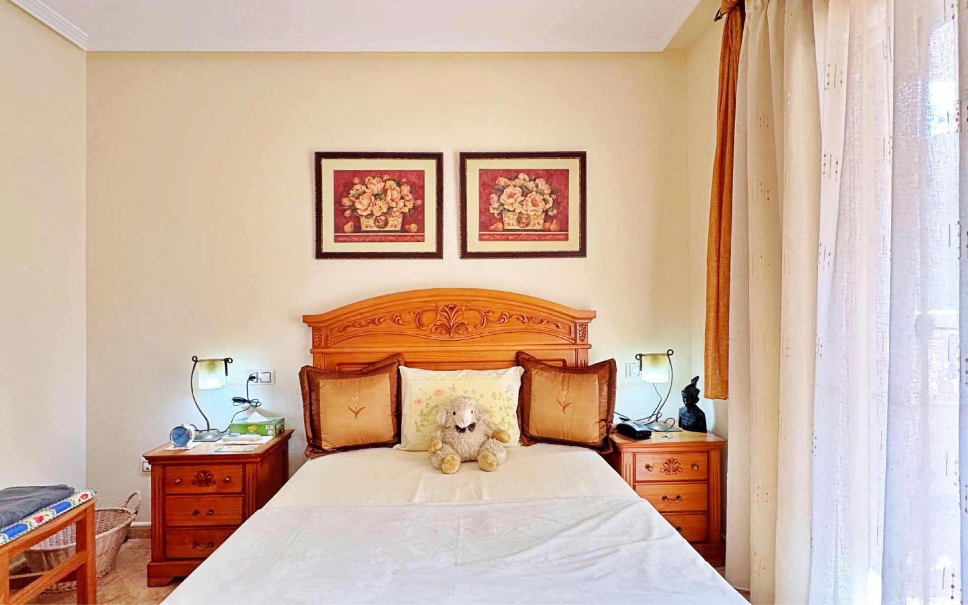 Resale - Townhouse - Villamartin