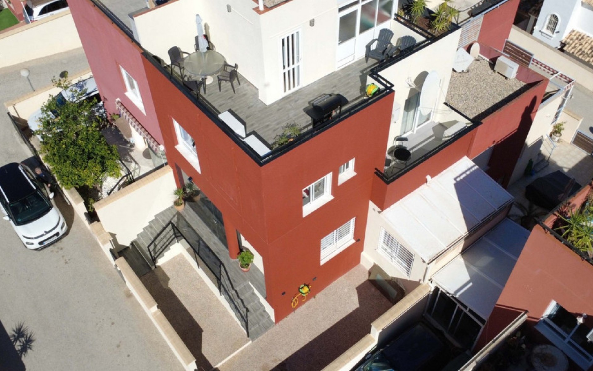 Resale - Townhouse - Villamartin