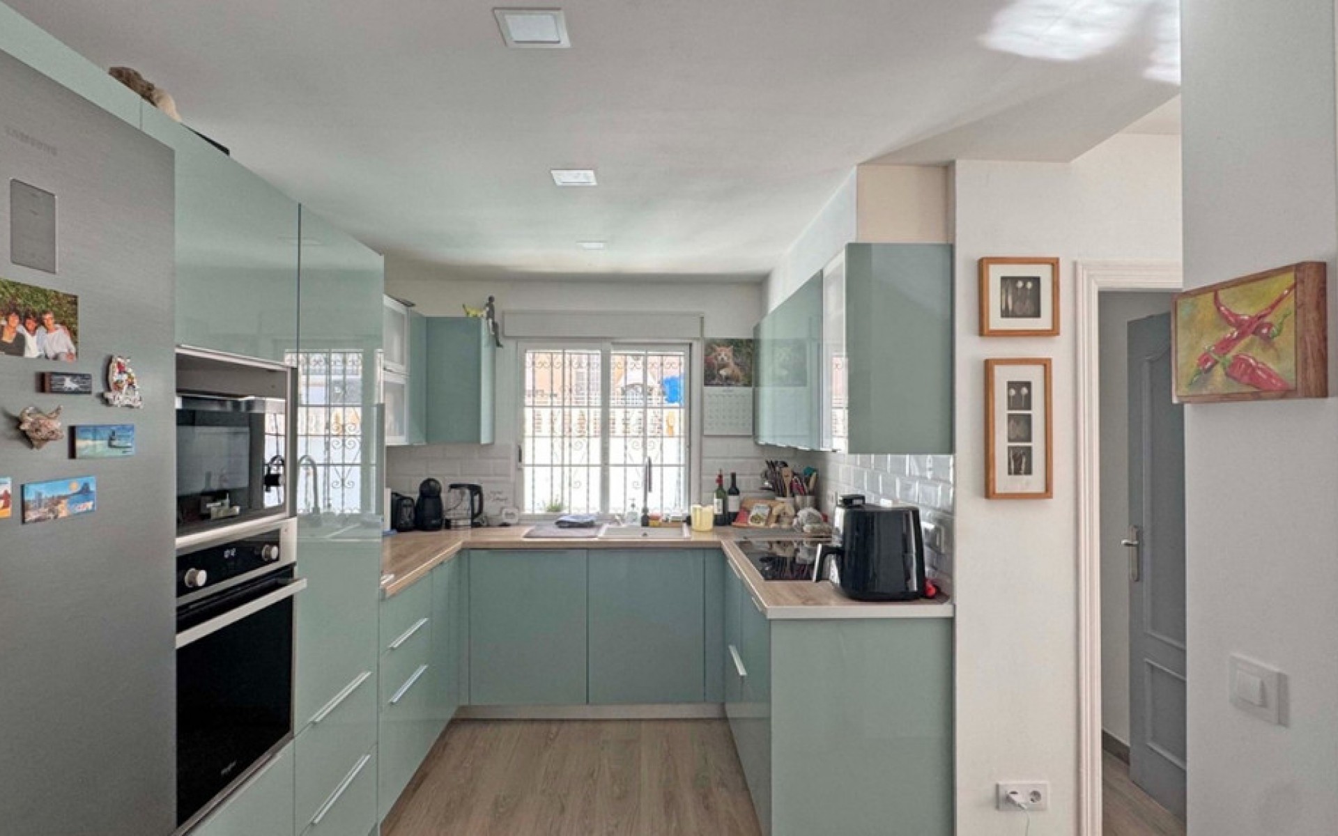 Resale - Townhouse - Villamartin