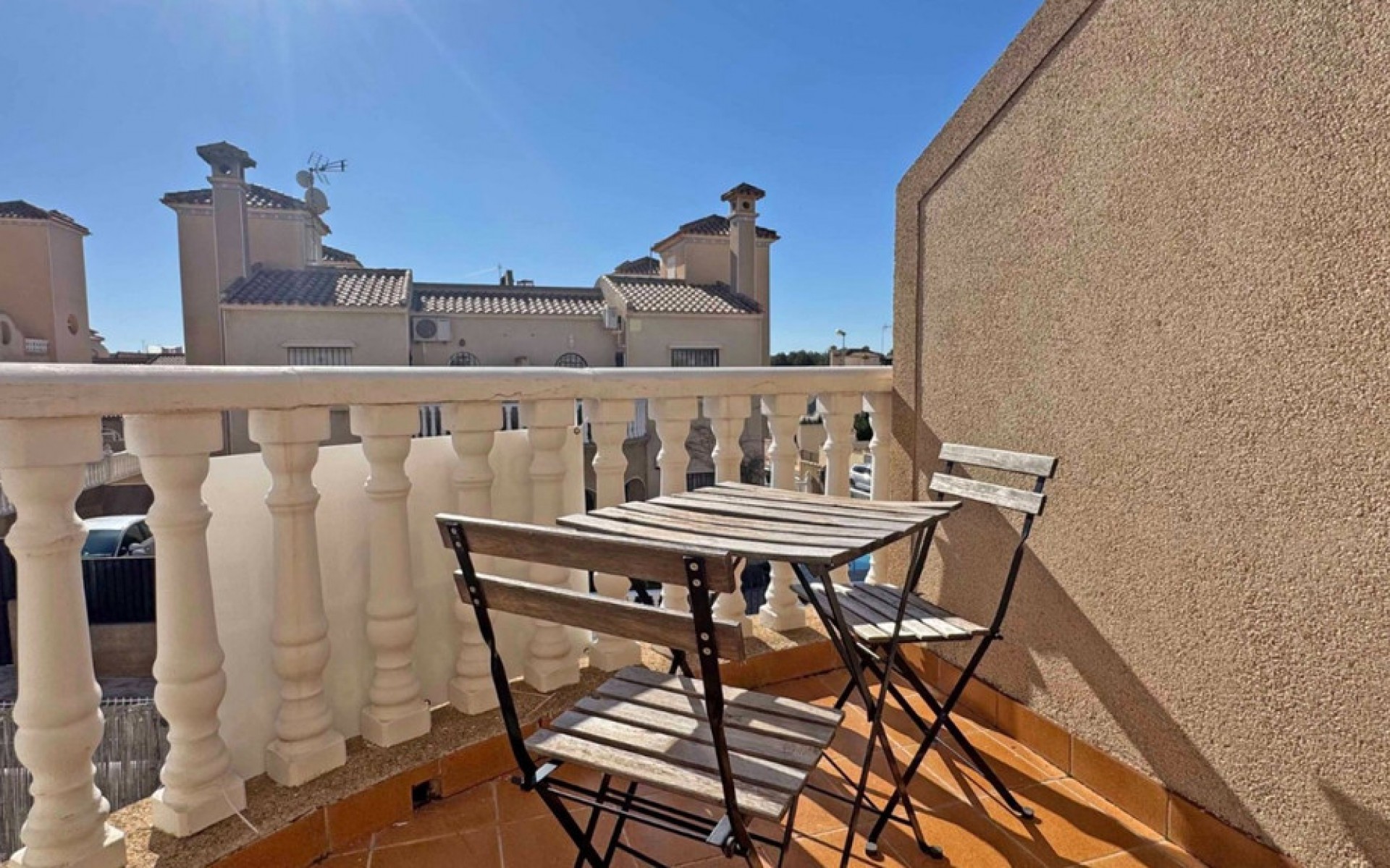 Resale - Townhouse - Villamartin