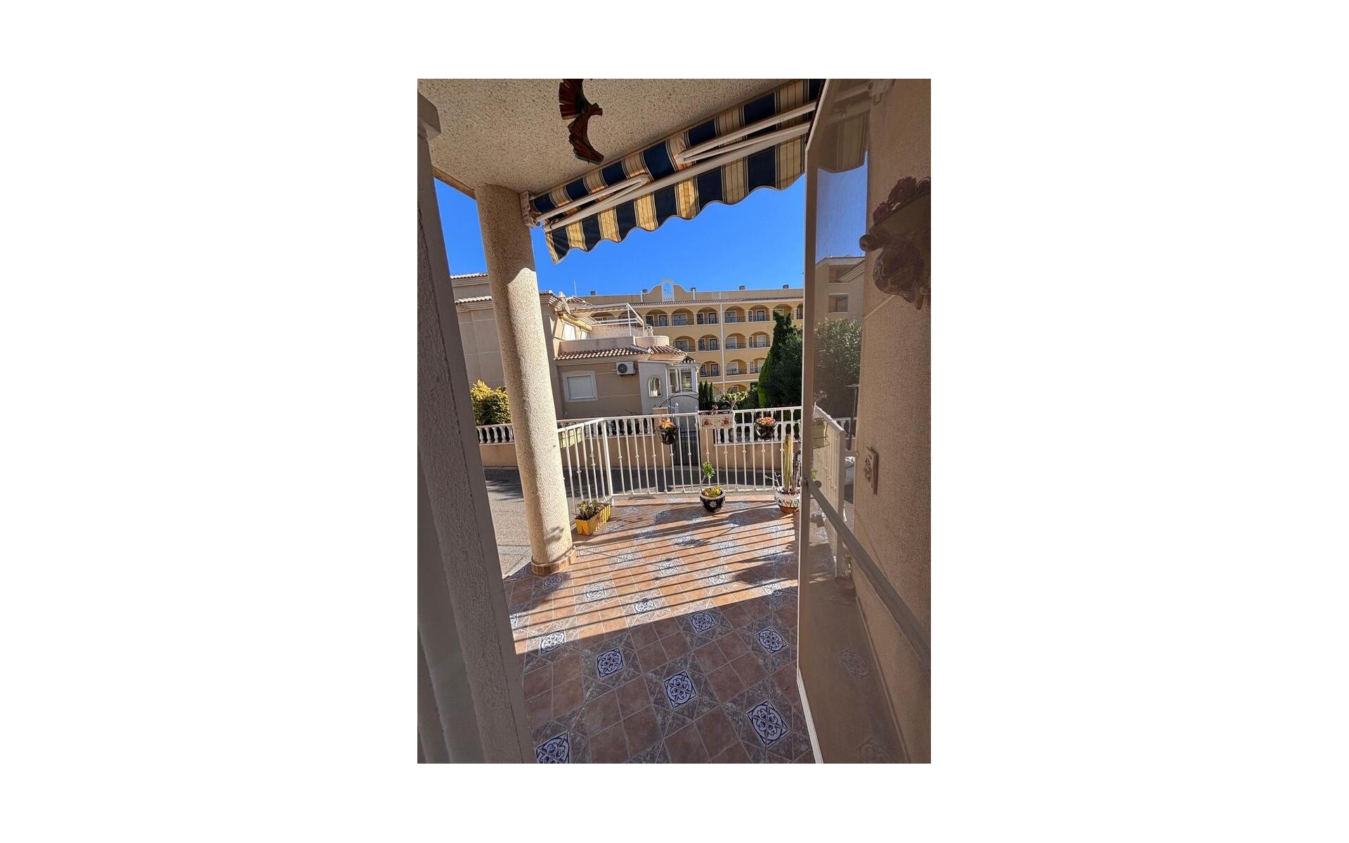 Resale - Townhouse - Villamartin