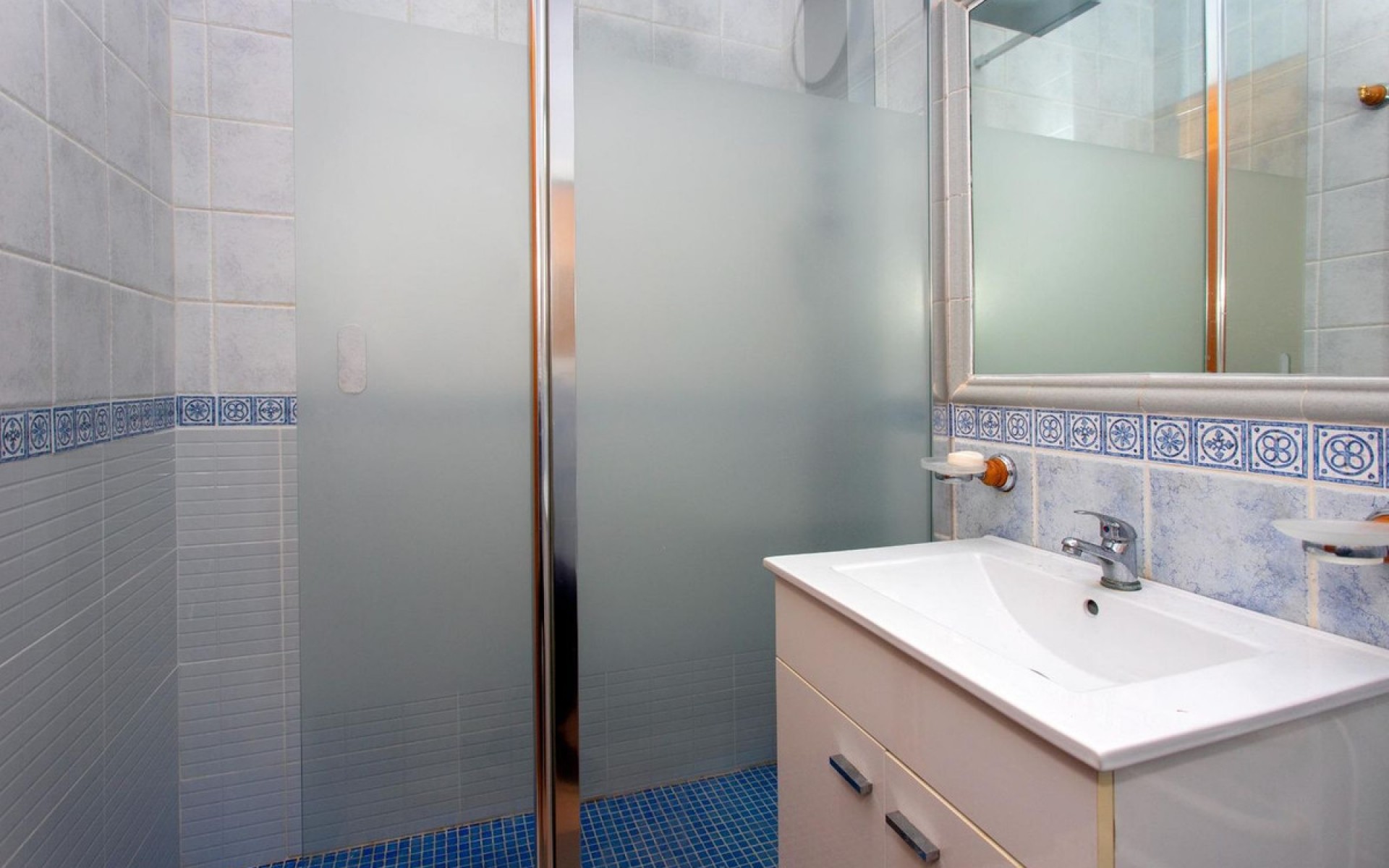 Resale - Townhouse - Villamartin