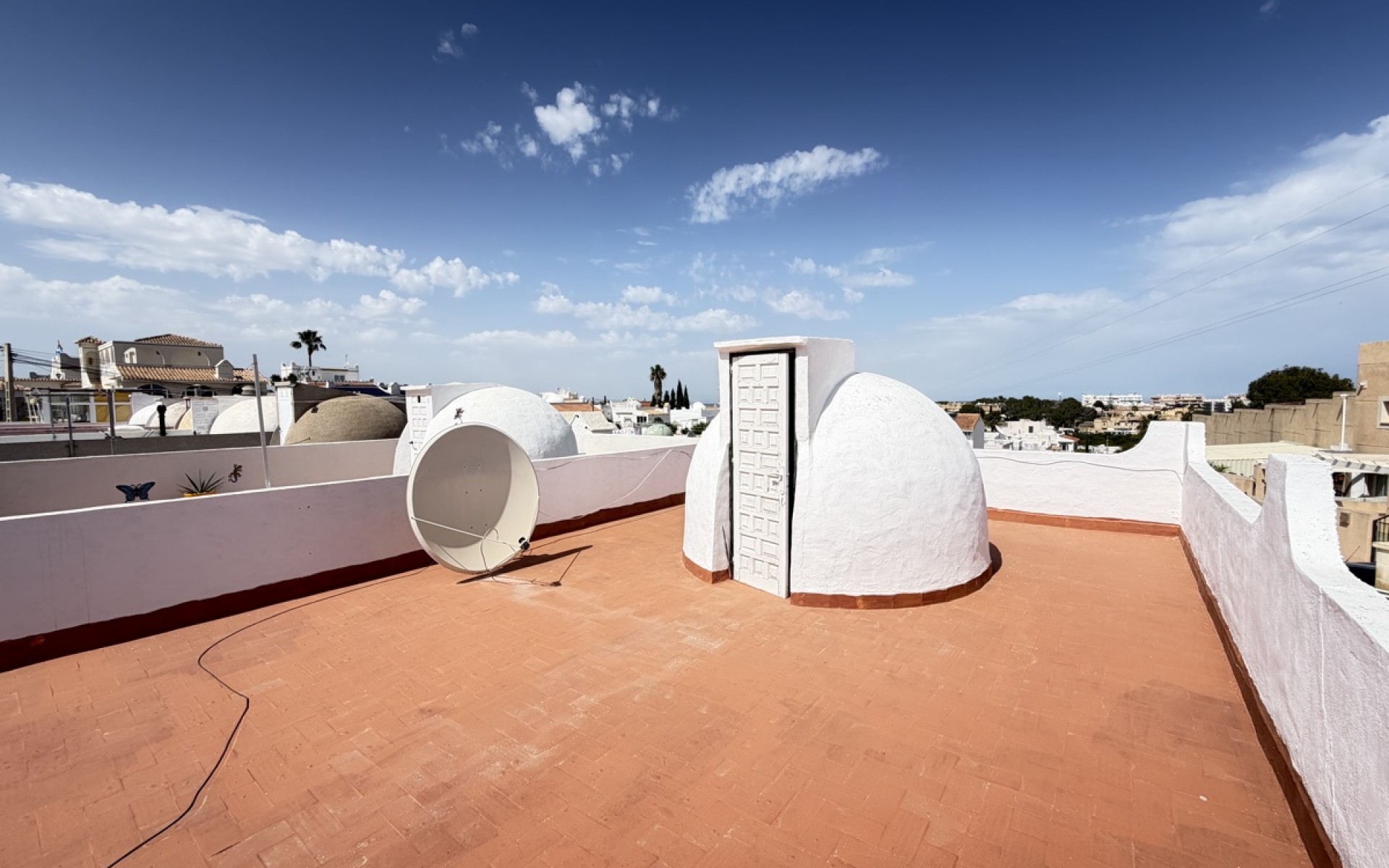 Resale - Townhouse - Villamartin