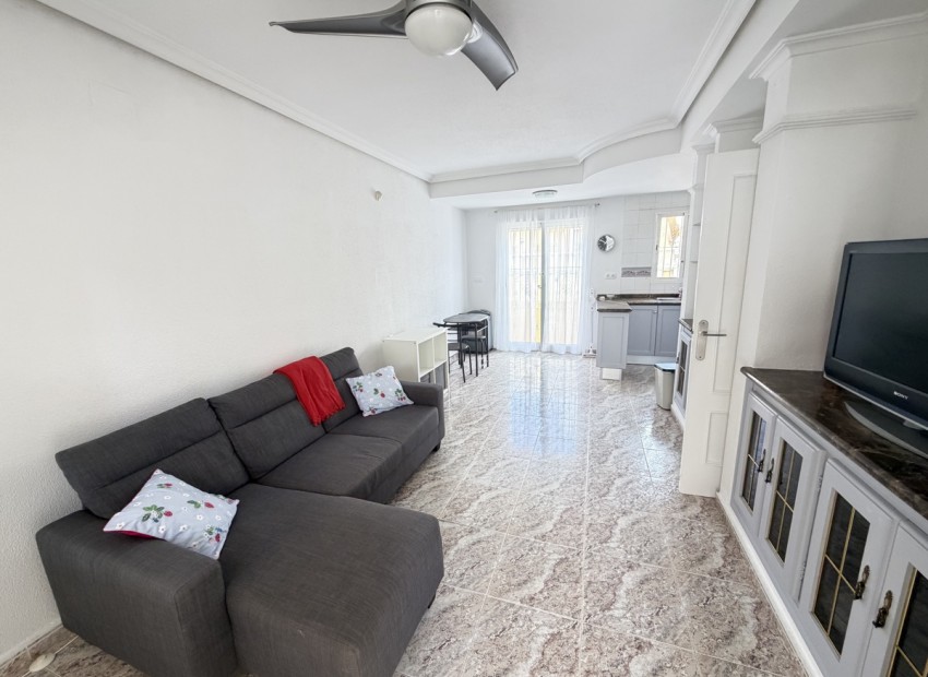 Resale - Townhouse - Villamartin