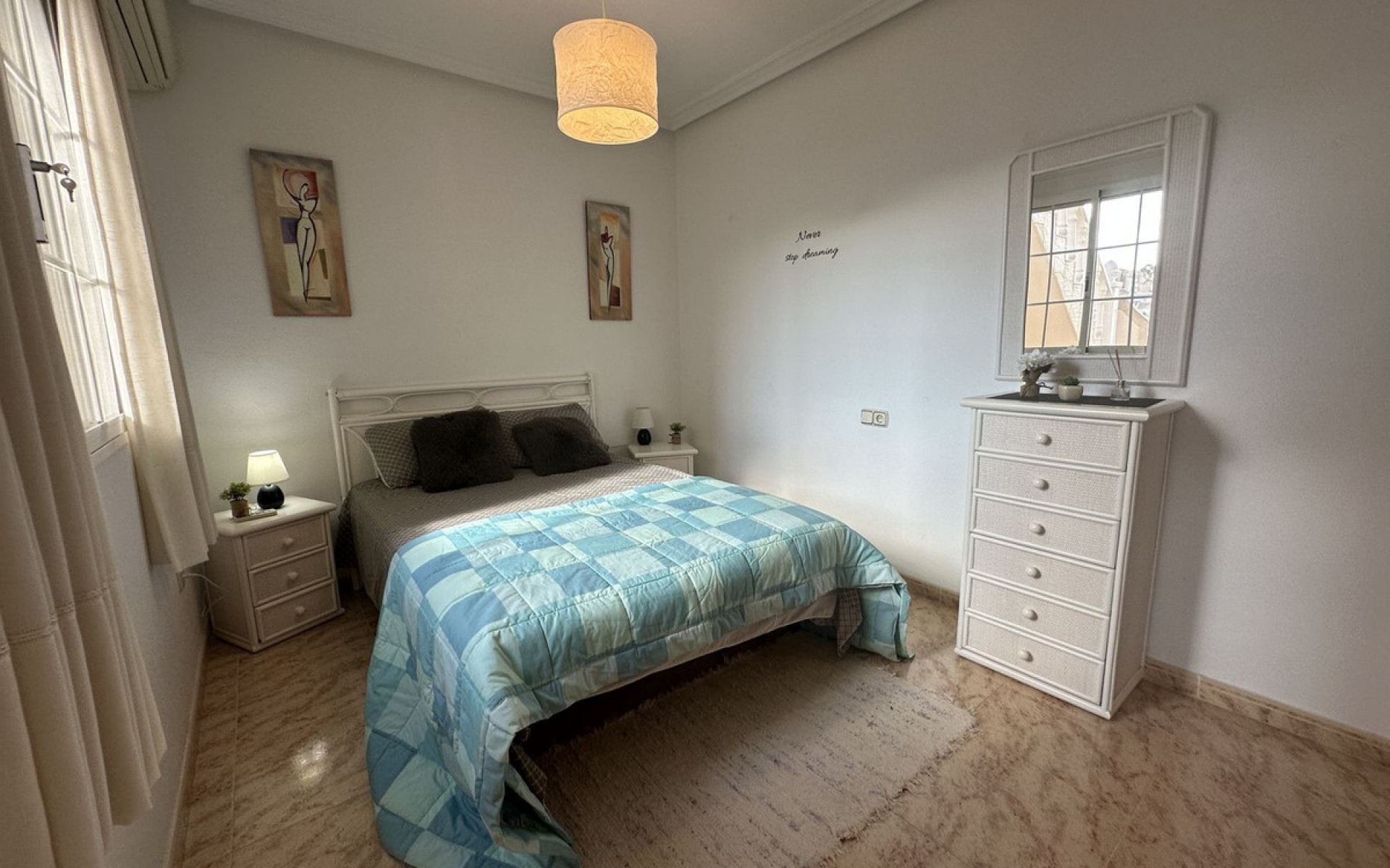Resale - Townhouse - Villamartin
