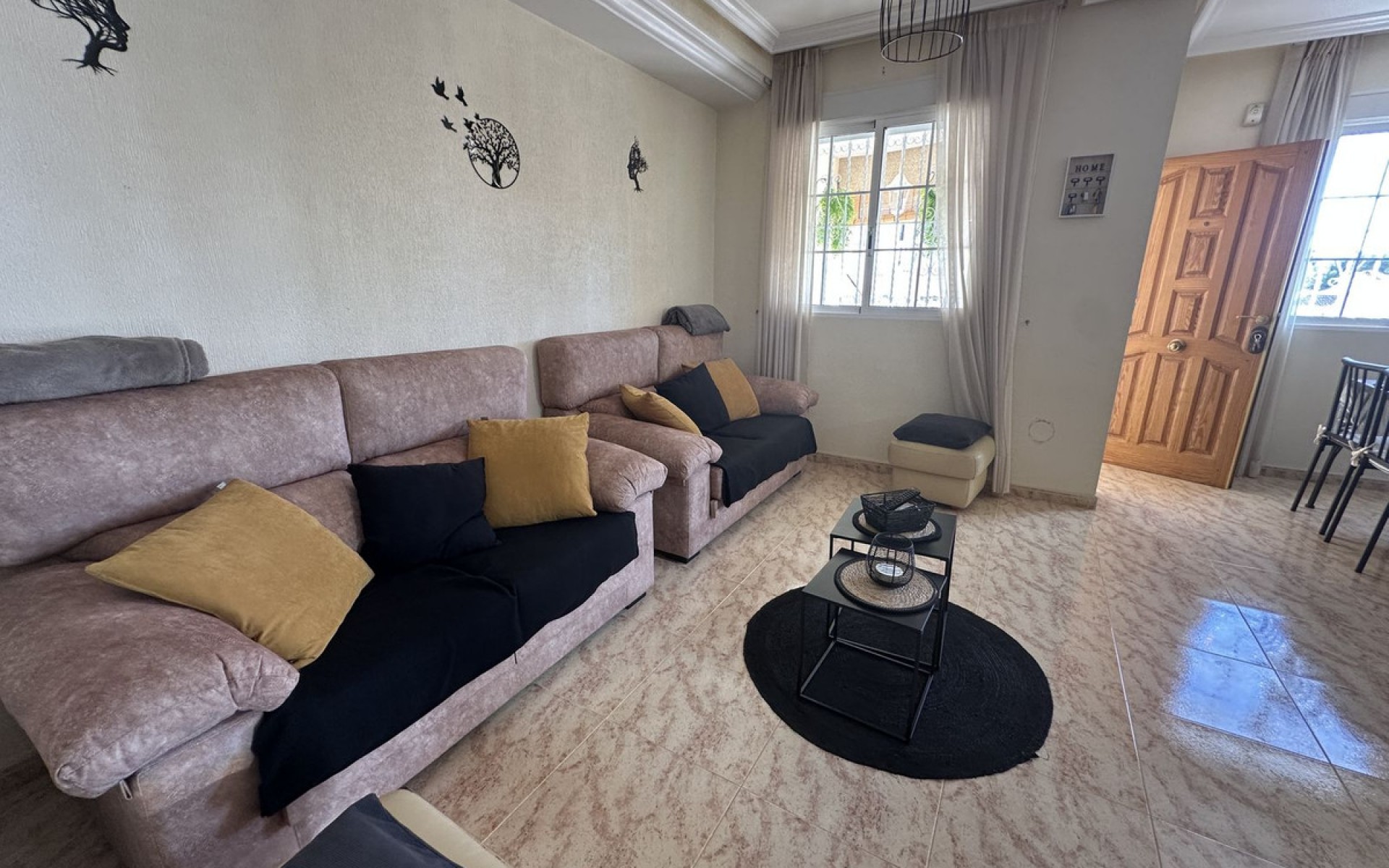 Resale - Townhouse - Villamartin