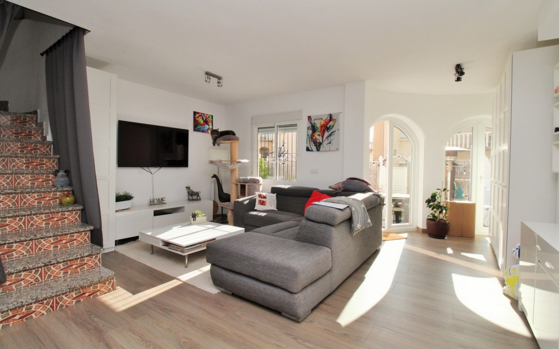 Resale - Townhouse - Villamartin